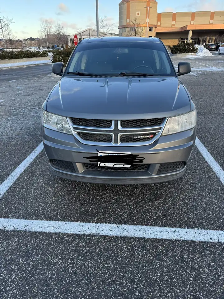 Dodge Journey снимка Dodge Journey