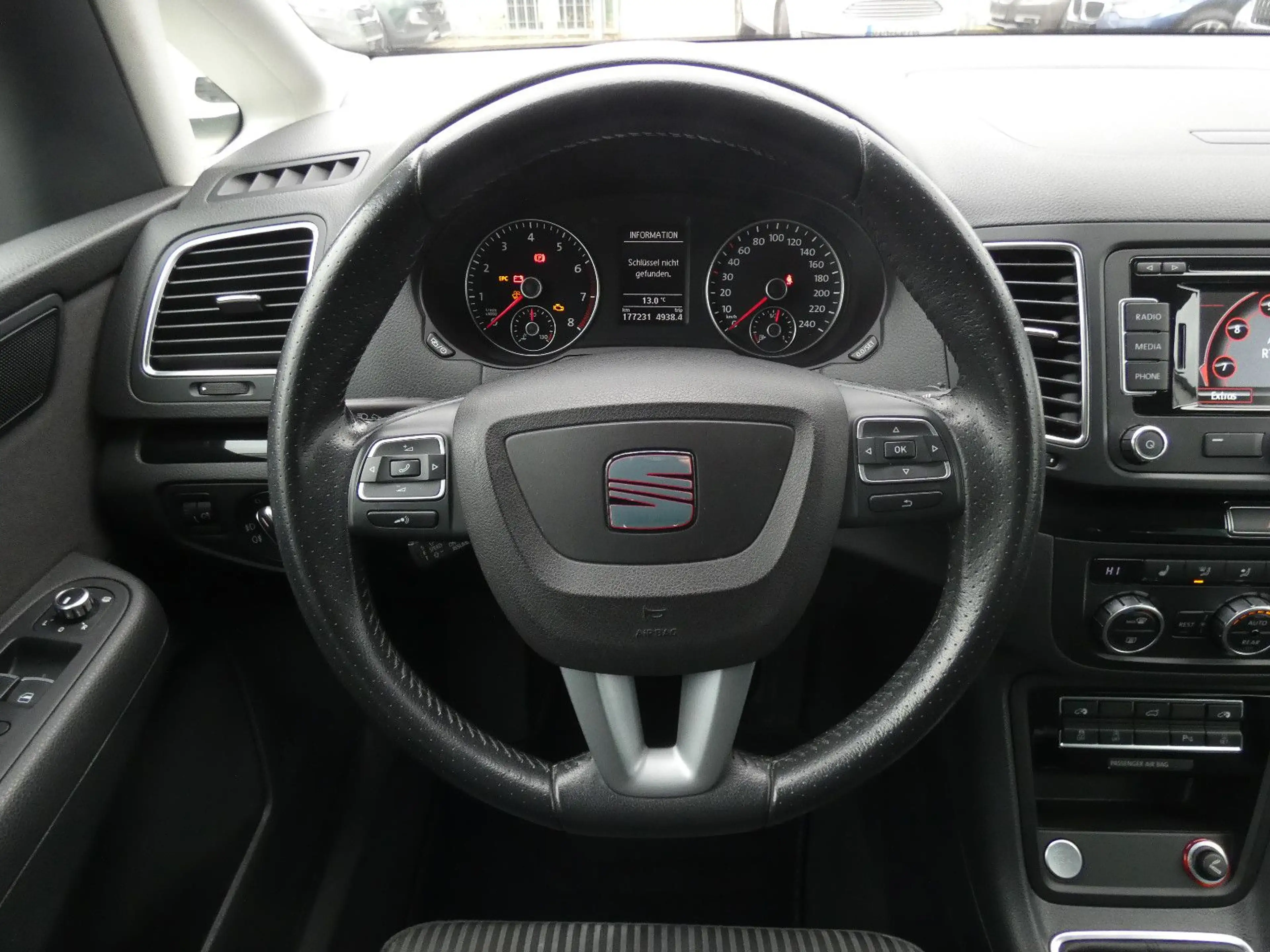 SEAT Alhambra I-Tech — photo 17
