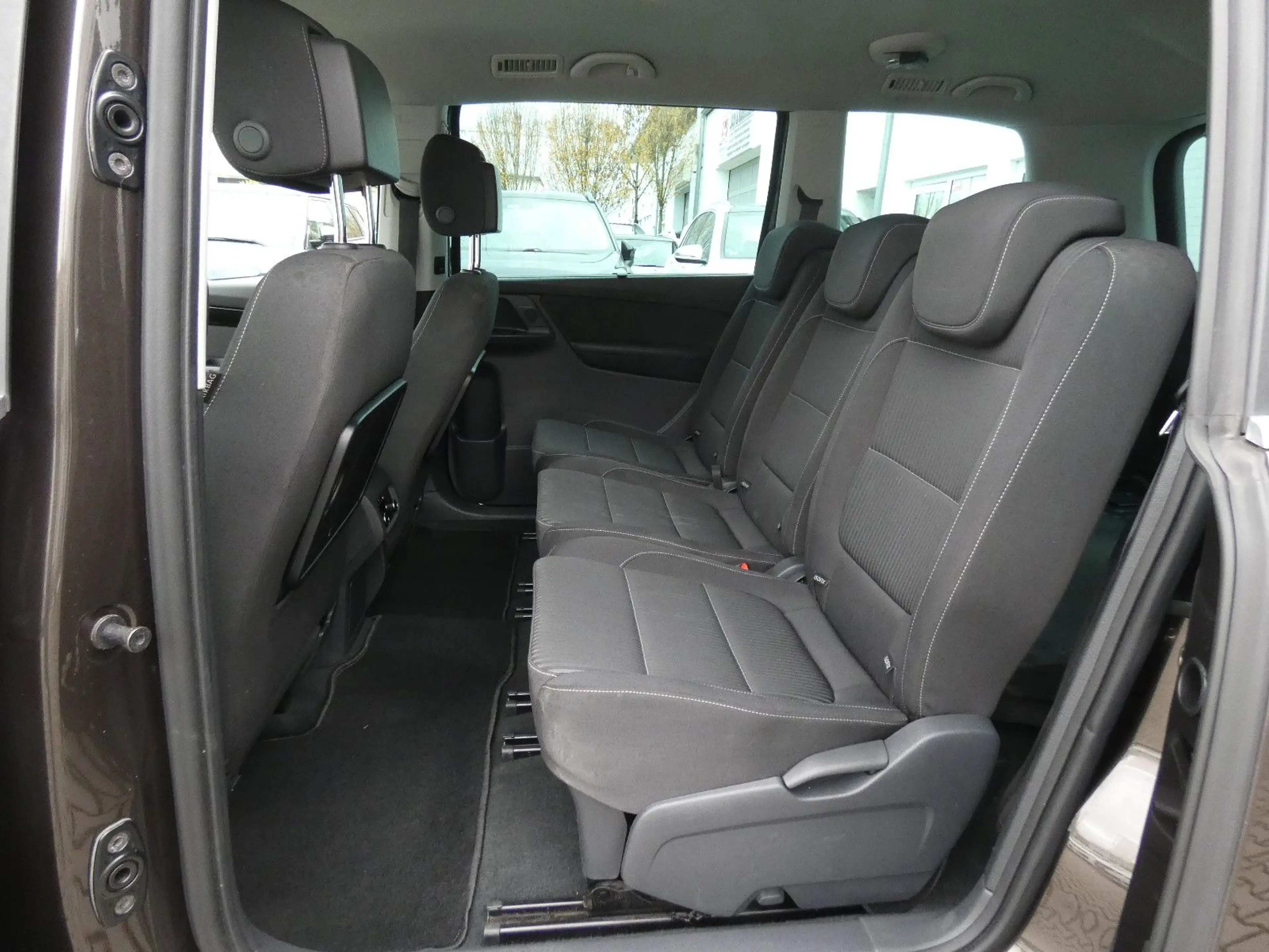 SEAT Alhambra I-Tech — photo 12