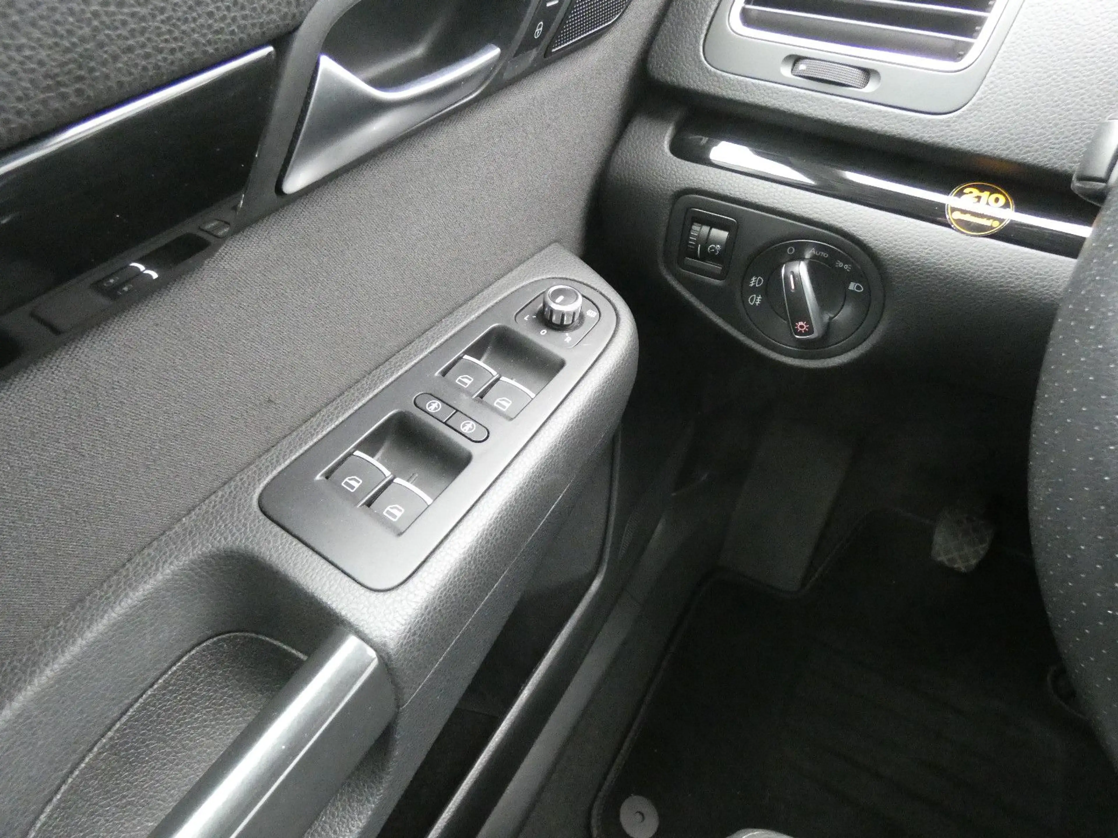 SEAT Alhambra I-Tech — photo 20