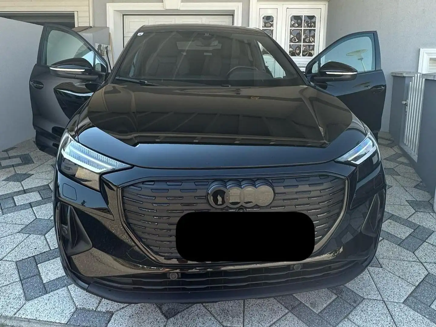 Audi Q4 e-tron Q4 50 e-tron quattro 220kW 82kWh Schwarz - 2