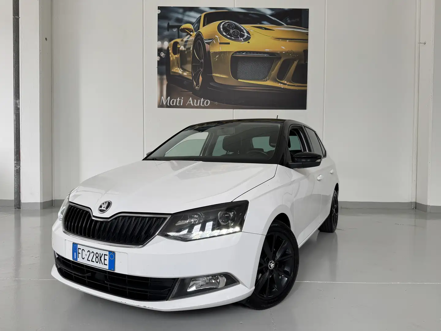 Skoda Fabia 1.0 mpi Ambition 75cv Neopatentati Bianco - 1