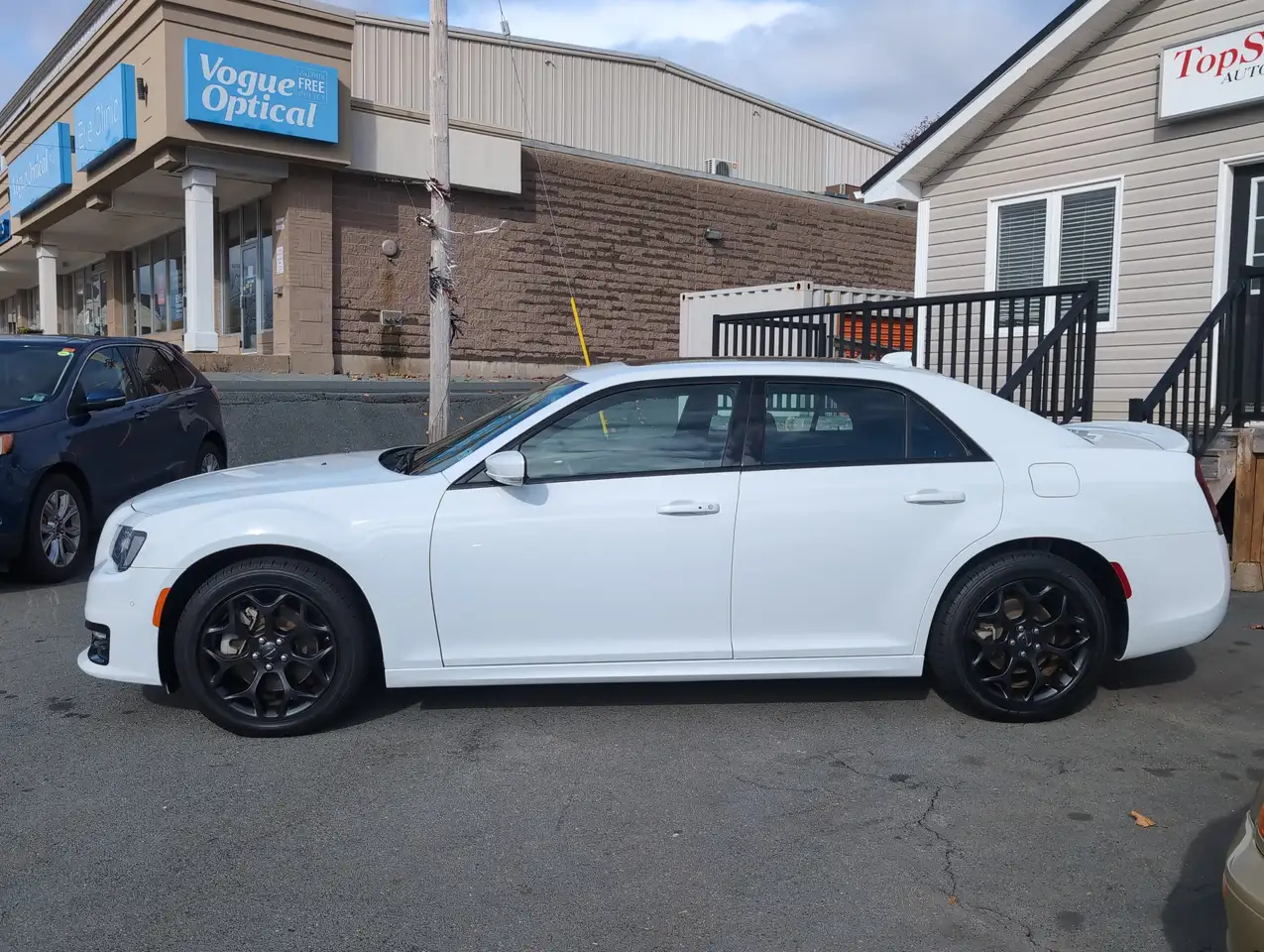 Chrysler 300 снимка Chrysler 300