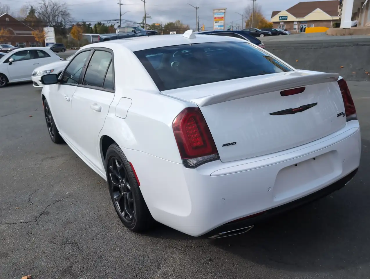 Chrysler 300 снимка Chrysler 300