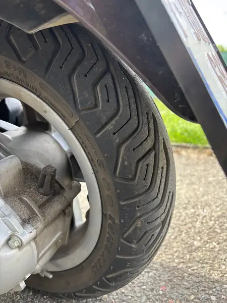 Vespa LX 125 - foto 6