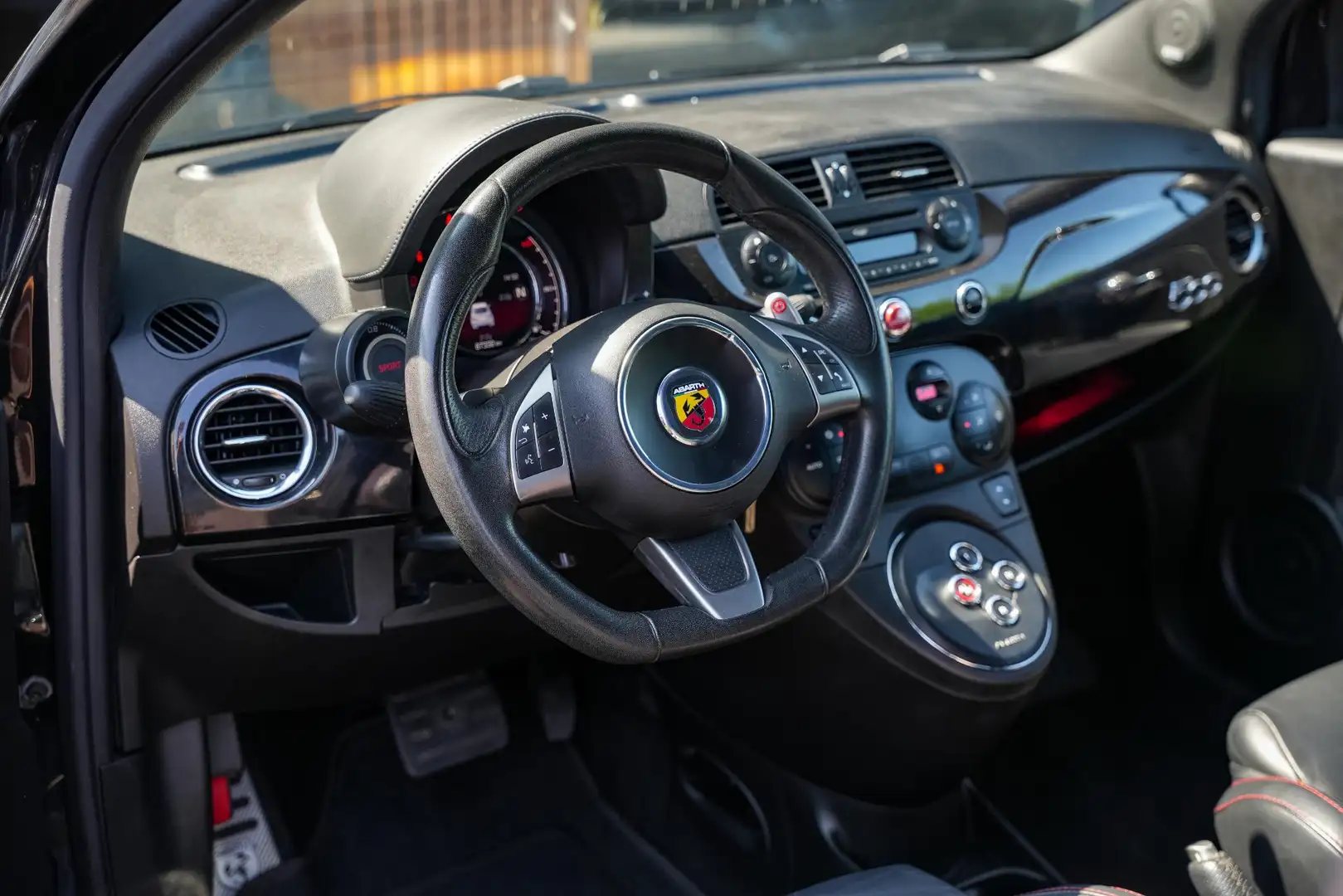 Fiat 500 Abarth 1.4 T-Jet Turismo 595 Clima Leer Xenon Sportstoele Schwarz - 2