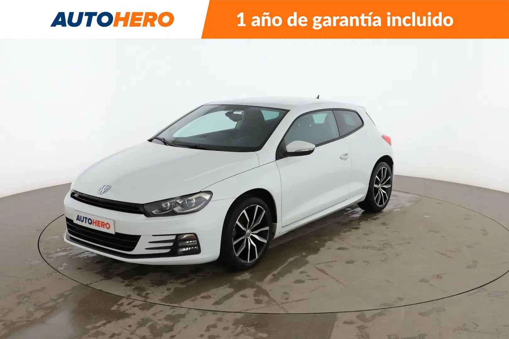 Volkswagen Scirocco 1.4 TSI BMT Typhoon by R-Line Wit - 1