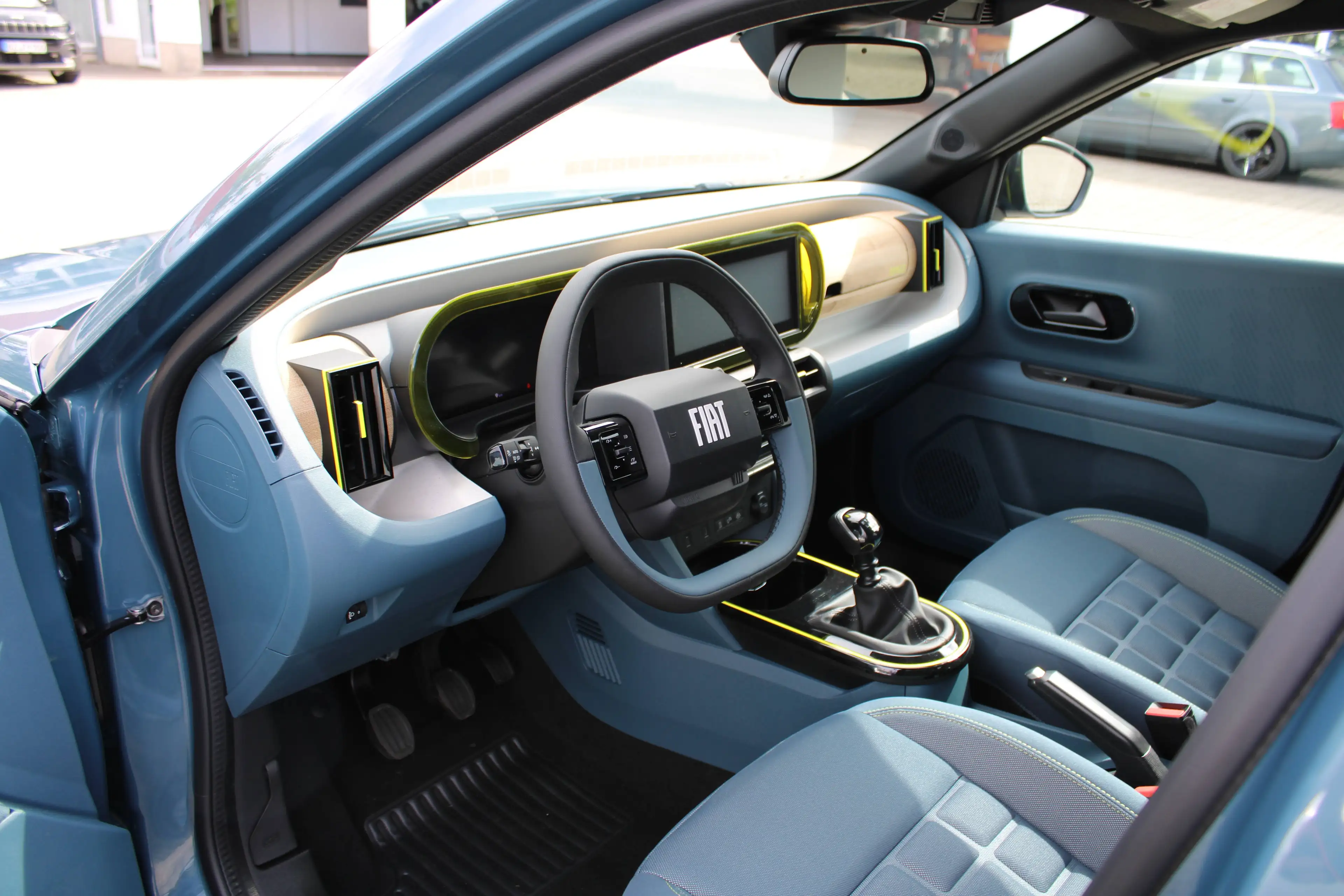 Fiat Grande Panda 1.2 Turbo 74 kW La Prima — photo 5