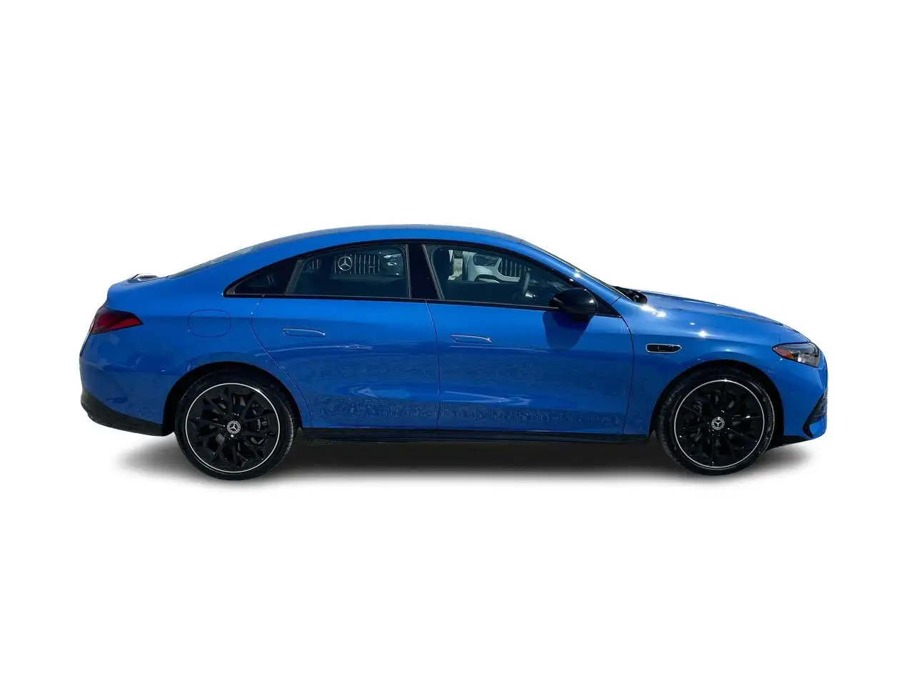 Mercedes-Benz CLA снимка Mercedes-Benz CLA