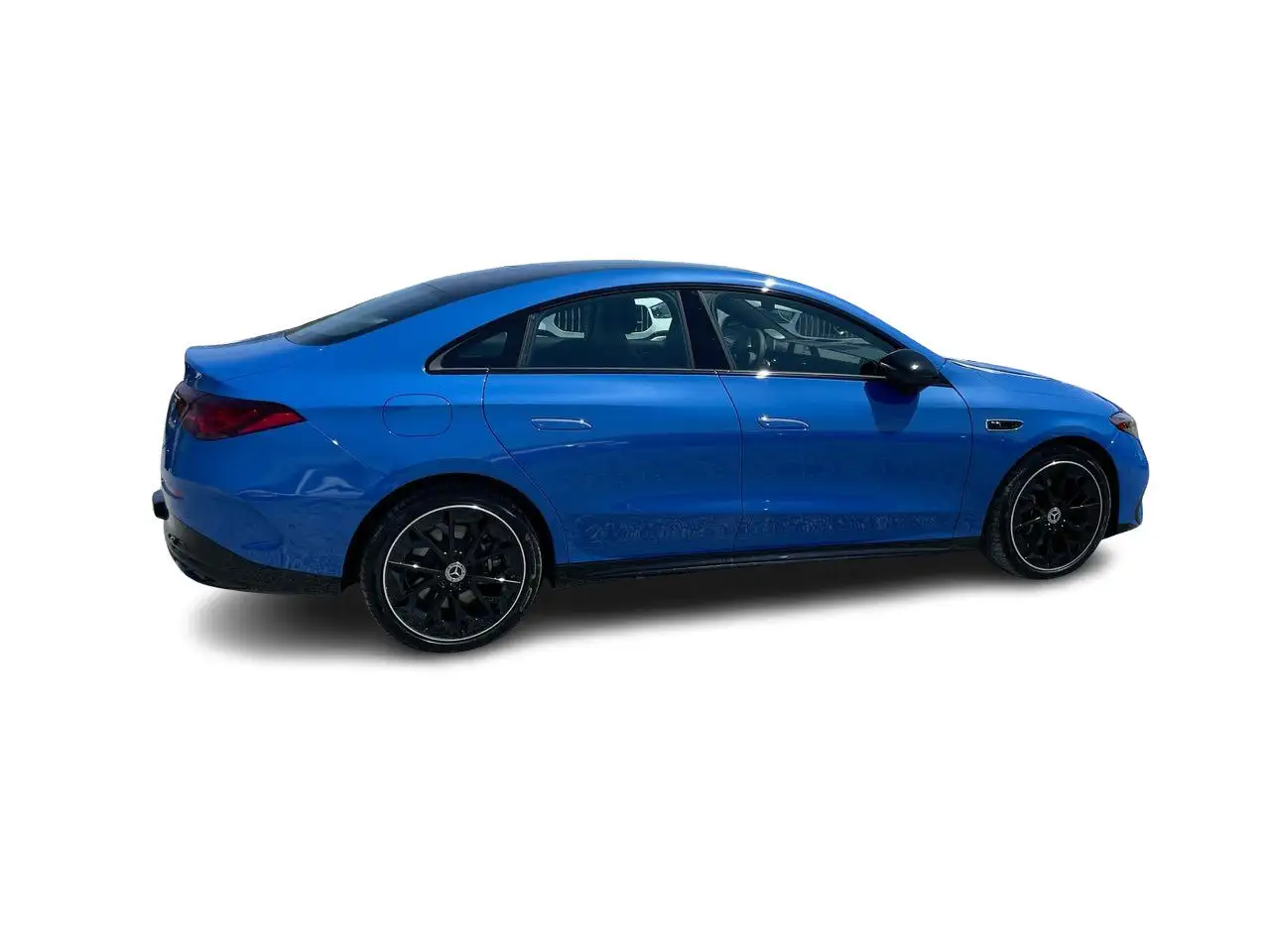 Mercedes-Benz CLA снимка Mercedes-Benz CLA