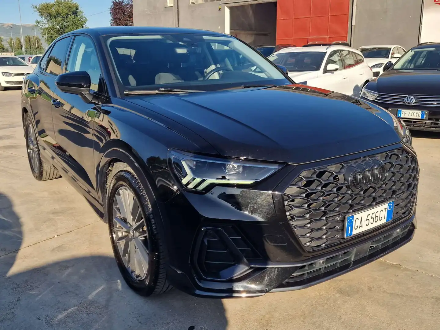 Audi Q3 Q3 Sportback 35 2.0 tdi S line s-tronic TOTAL BLAK Nero - 2