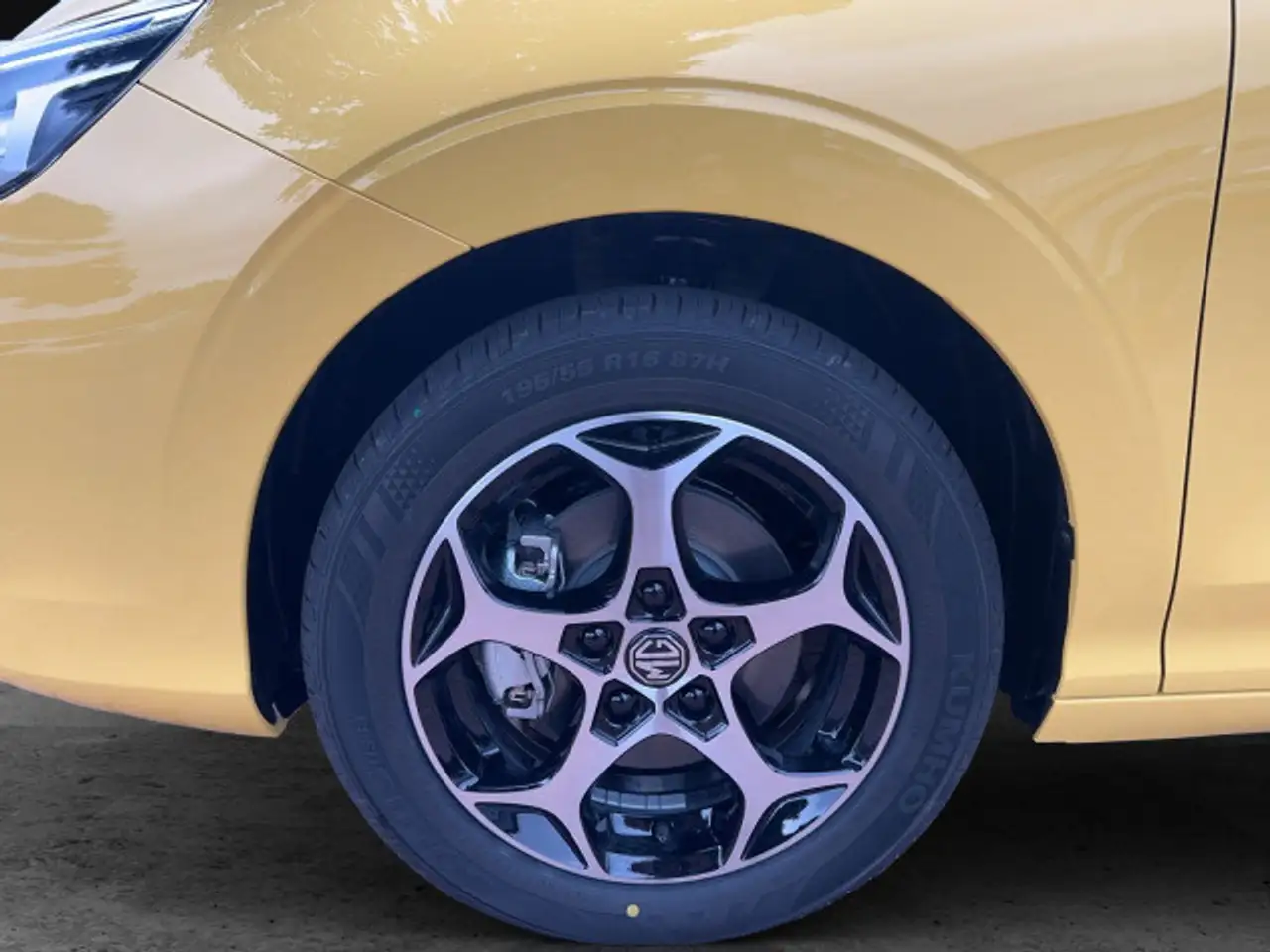 MG MG3 Luxury Sondermodell Pastell Yellow 16