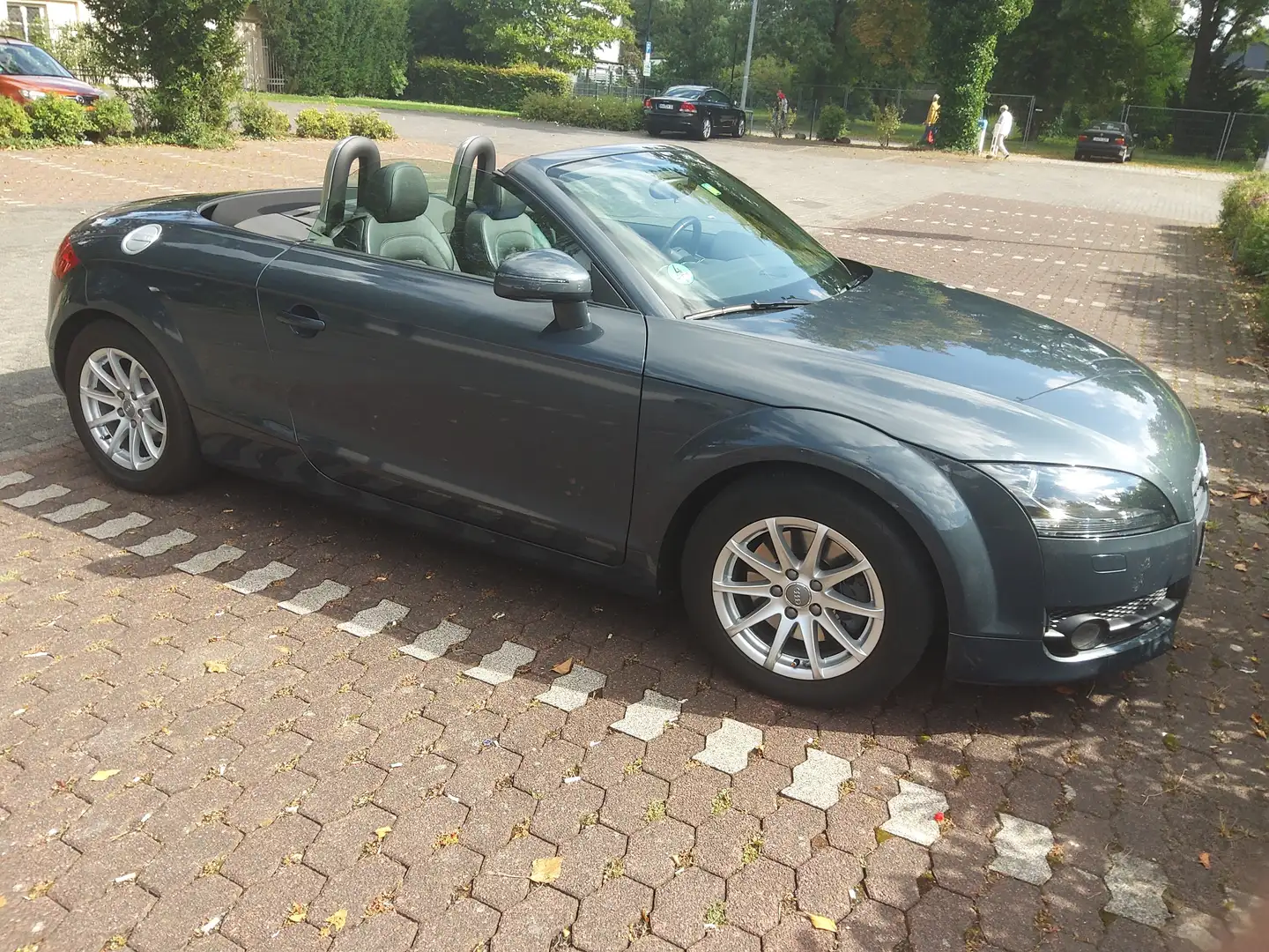 Audi TT TT Roadster 2.0 TFSI Grün - 2