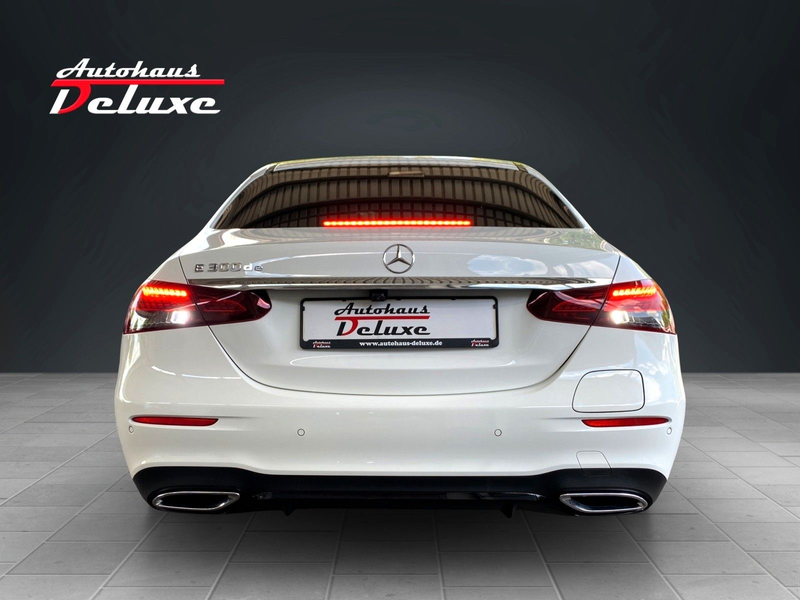 Mercedes-Benz E 300 de AMG-LINE 360°KAMERA-DISTRONIC-MULTI-BEAM — photo 6
