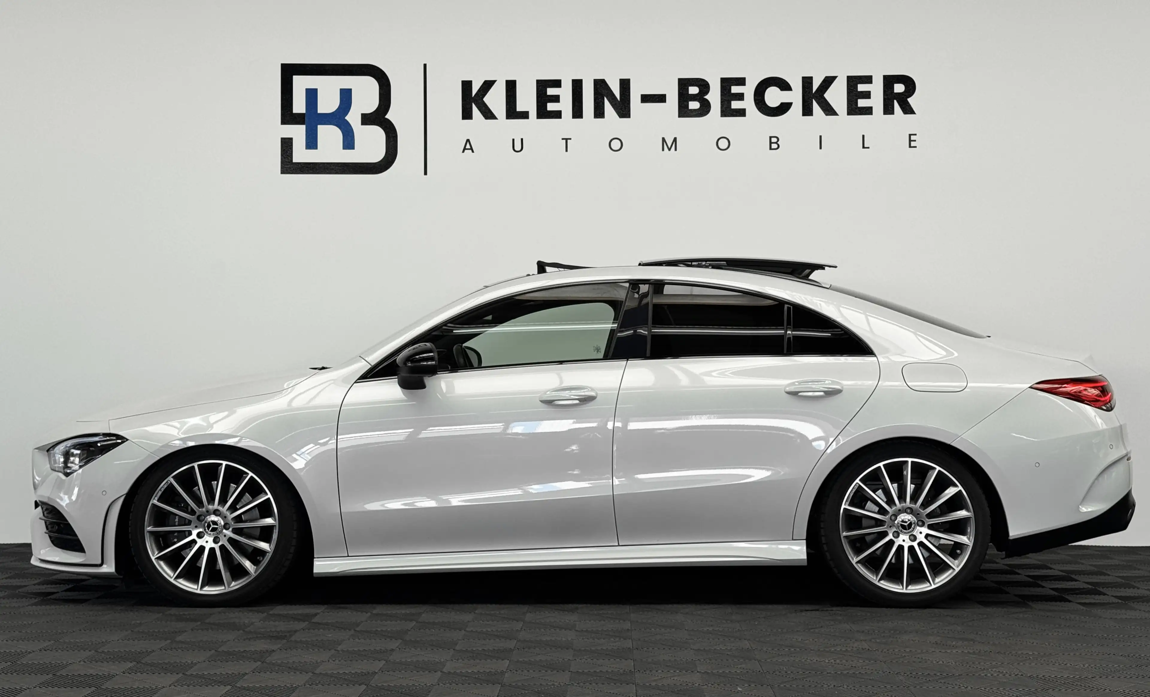 Mercedes-Benz CLA 220 AMG Coupe *Pano*Multi*Burm*Kam*Ambi*MBUX — photo 5