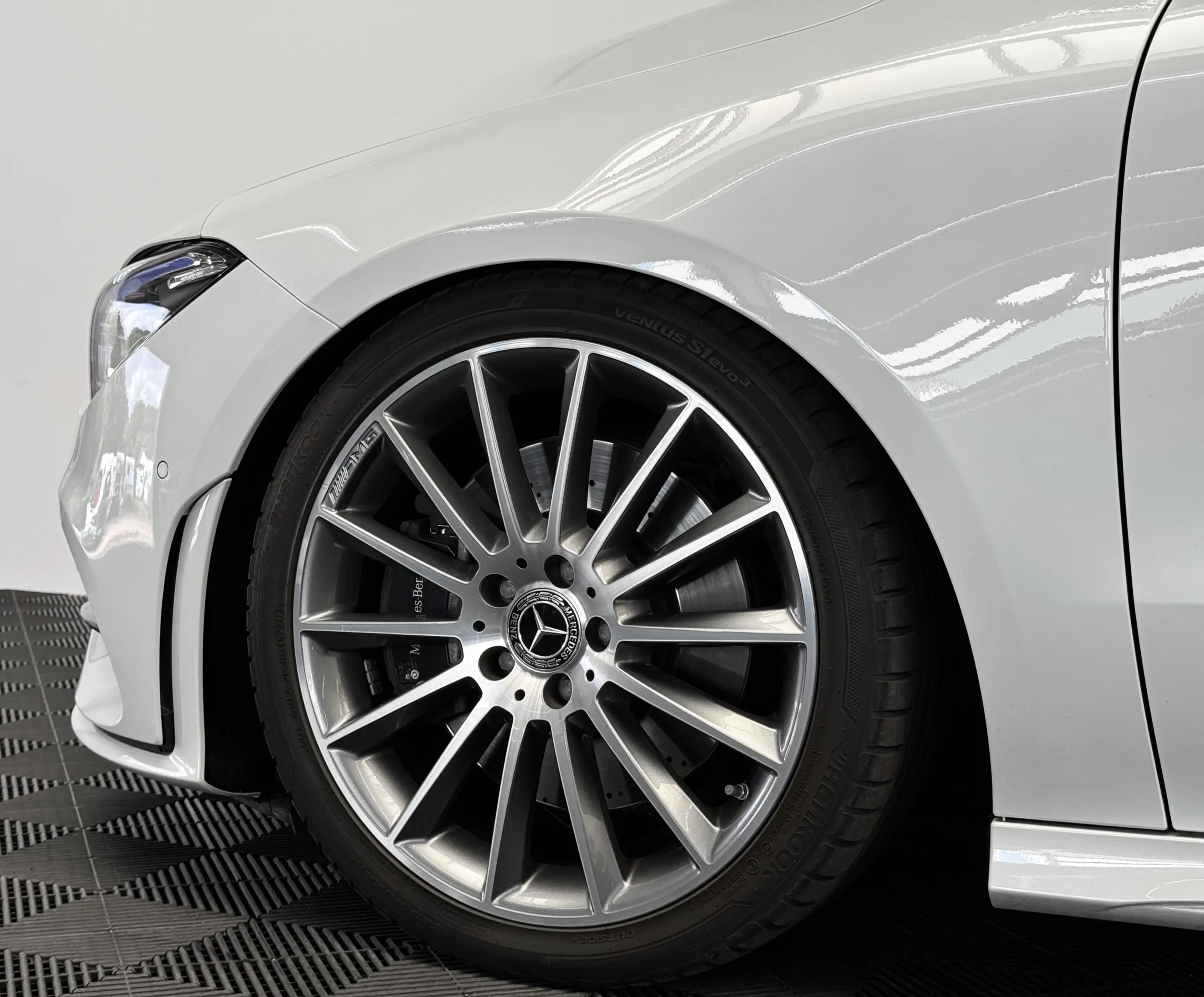 Mercedes-Benz CLA 220 AMG Coupe *Pano*Multi*Burm*Kam*Ambi*MBUX — photo 6