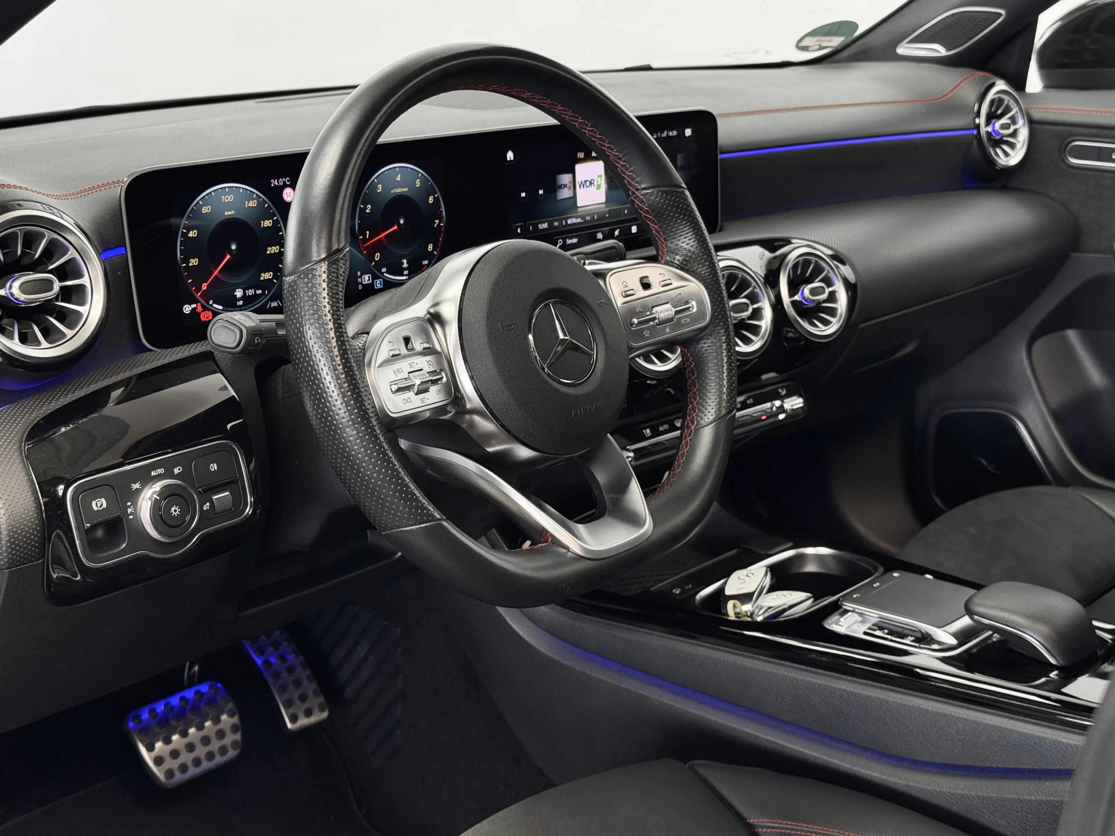 Mercedes-Benz CLA 220 AMG Coupe *Pano*Multi*Burm*Kam*Ambi*MBUX — photo 15