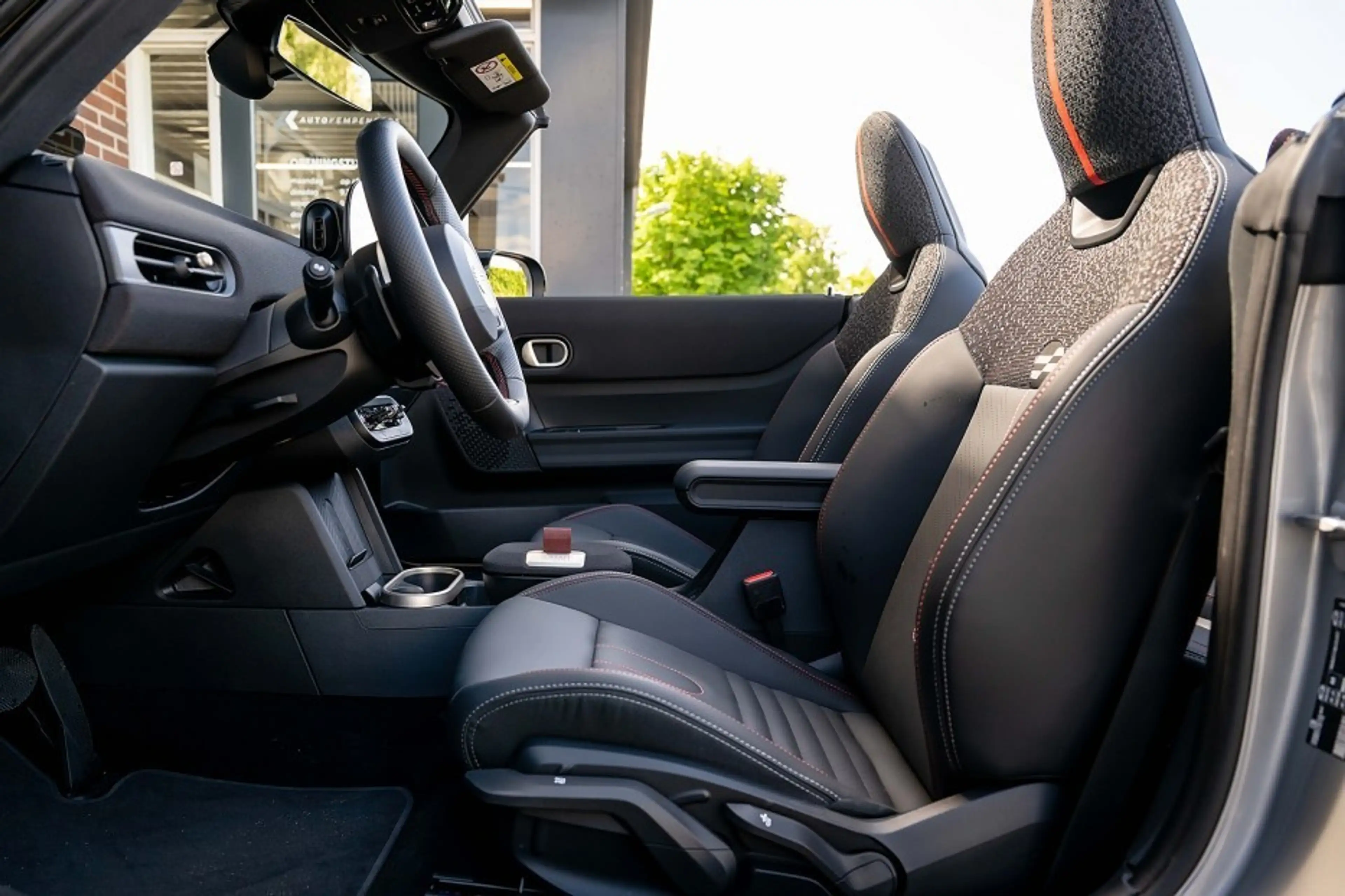 MINI John Cooper Works Cabrio S JCW | Cooper | Harman/Kardon | Head-Up | Driving — photo 5