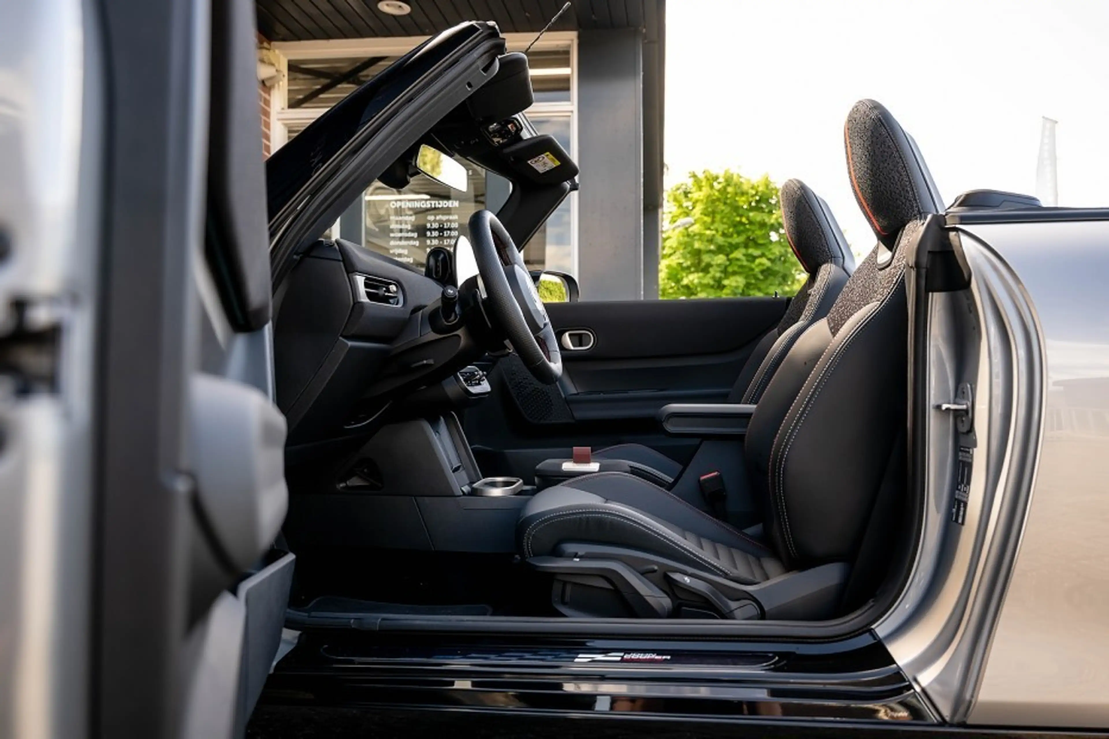 MINI John Cooper Works Cabrio S JCW | Cooper | Harman/Kardon | Head-Up | Driving — photo 4