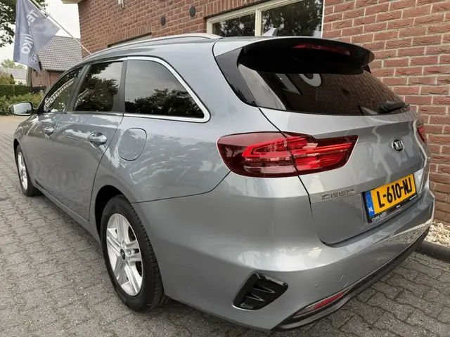 Kia Ceed view 14