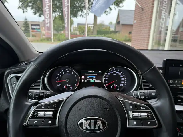 Kia Ceed view 8