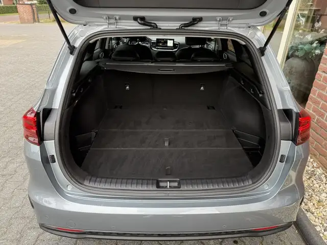 Kia Ceed view 6