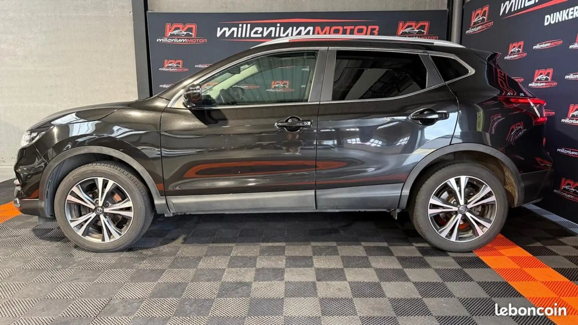 Nissan Qashqai n-connecta 1.2 dig-t 115 cv garantie 6 mois - 2