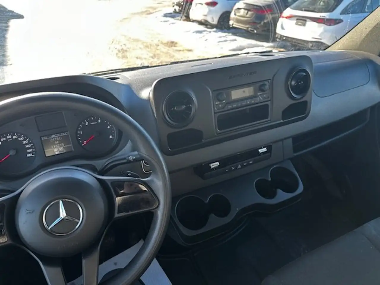 Mercedes-Benz Sprinter снимка Mercedes-Benz Sprinter