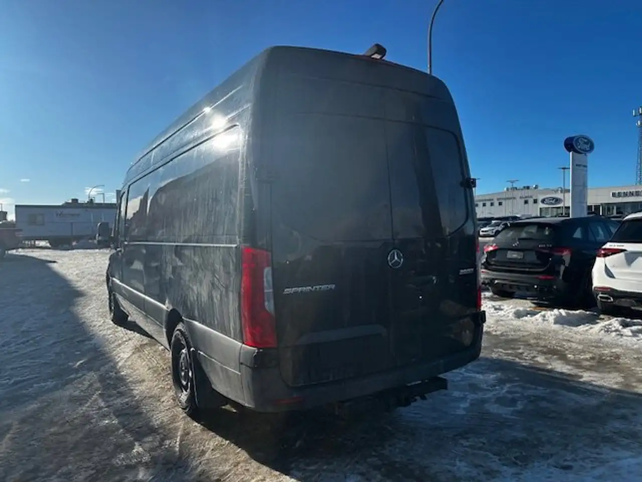 Mercedes-Benz Sprinter снимка Mercedes-Benz Sprinter