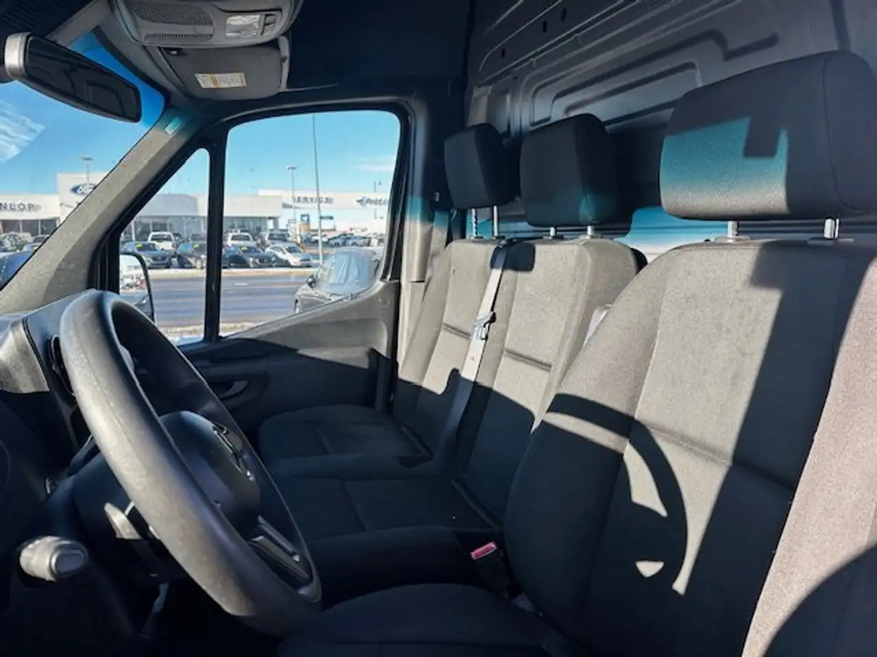 Mercedes-Benz Sprinter снимка Mercedes-Benz Sprinter