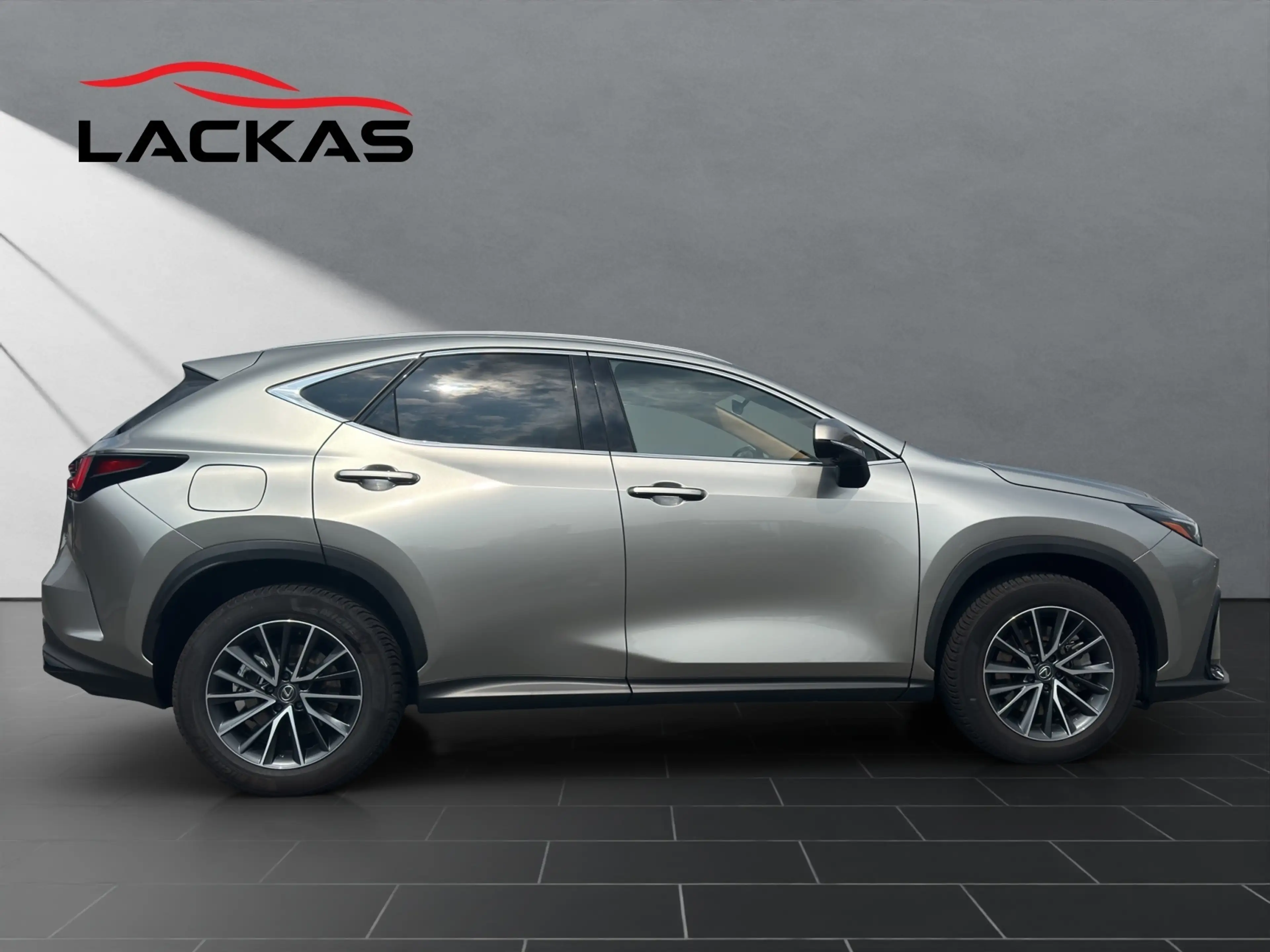 Lexus NX 450h+ E-Four*Pano*Sitzbelüftung*HUD* — photo 5