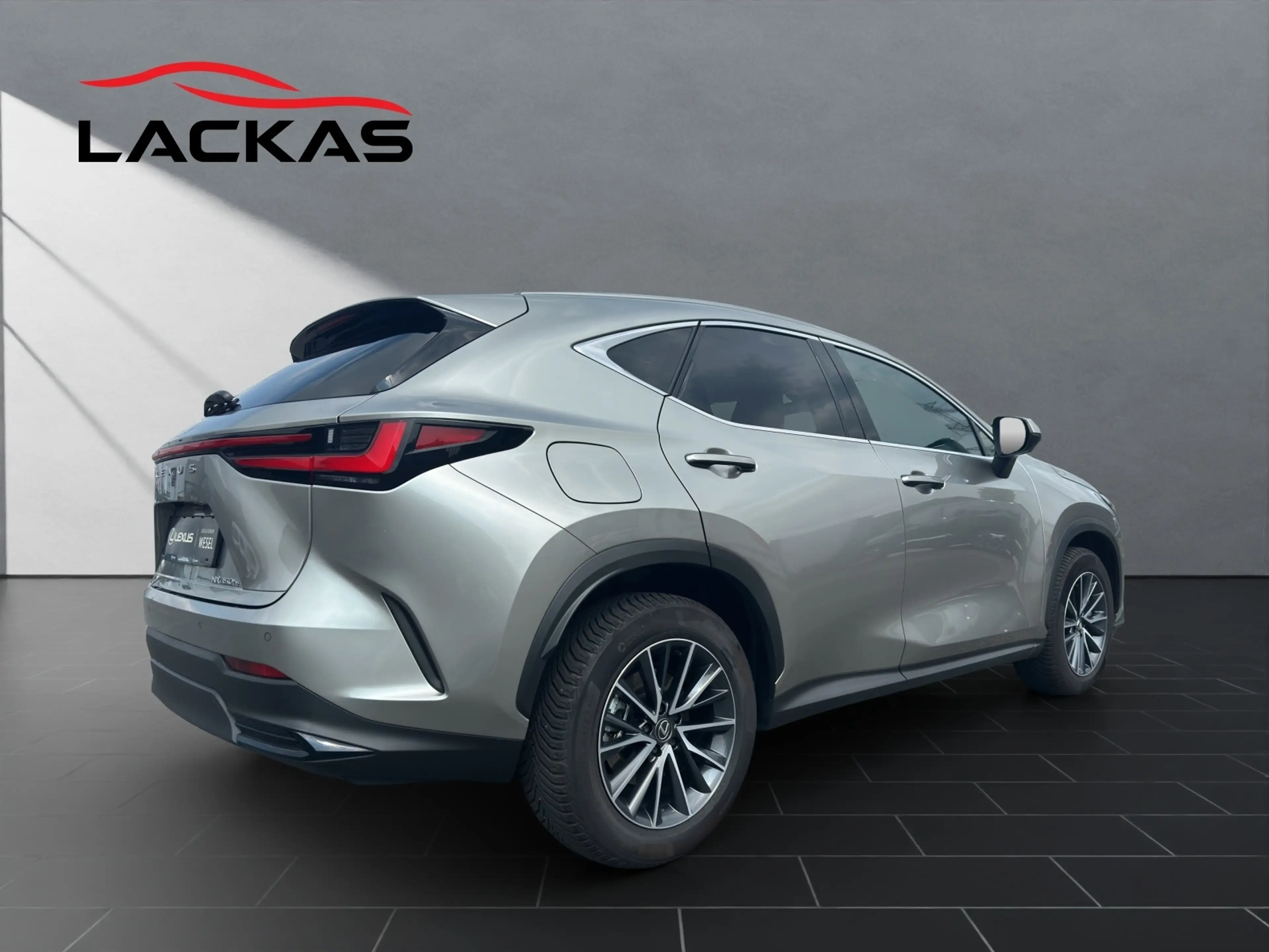 Lexus NX 450h+ E-Four*Pano*Sitzbelüftung*HUD* — photo 4