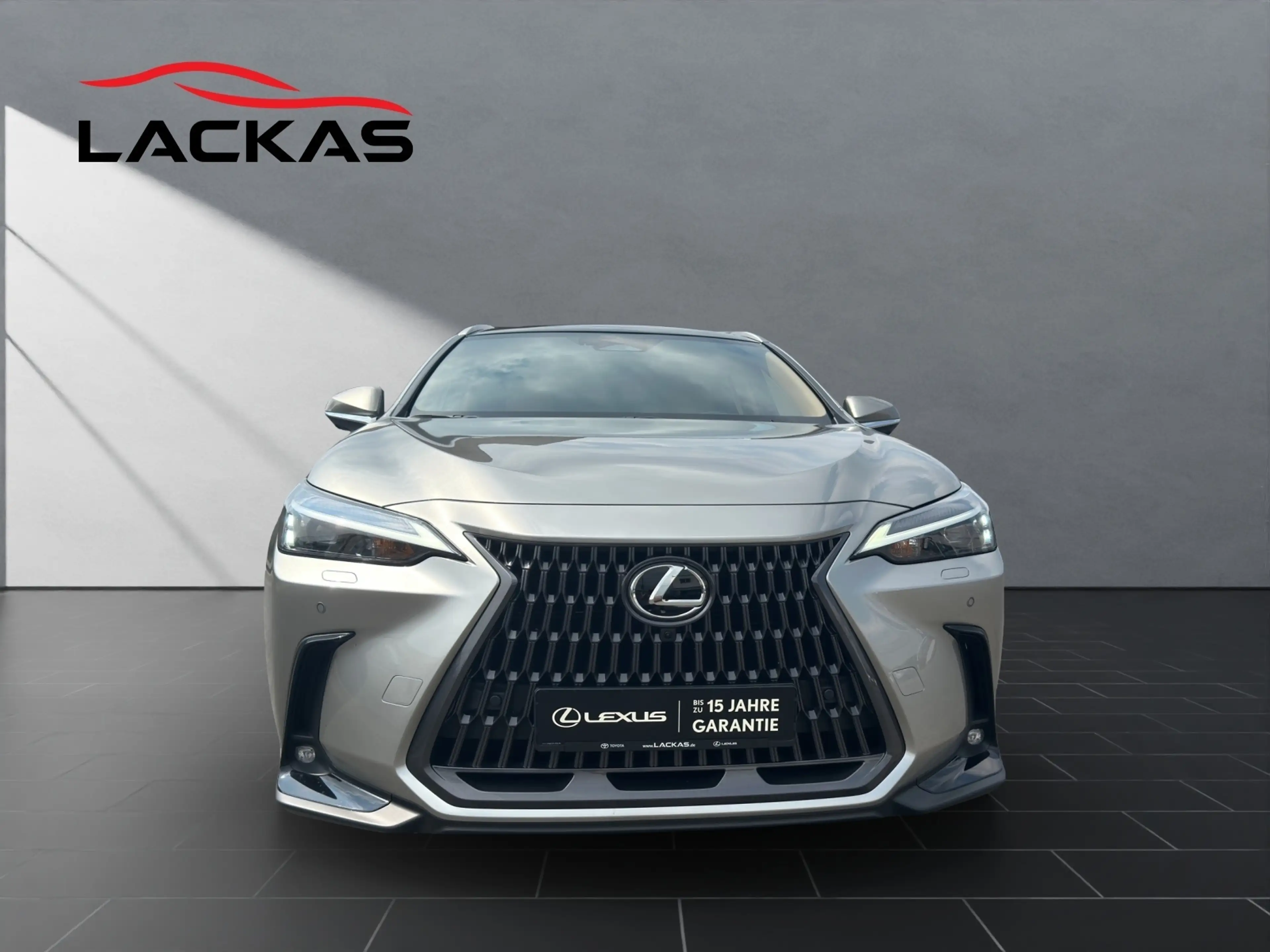 Lexus NX 450h+ E-Four*Pano*Sitzbelüftung*HUD* — photo 7