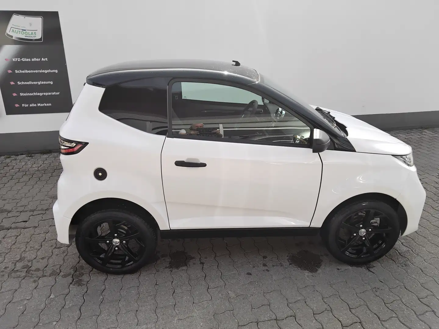 Aixam City Ambition Sport bijela - 1