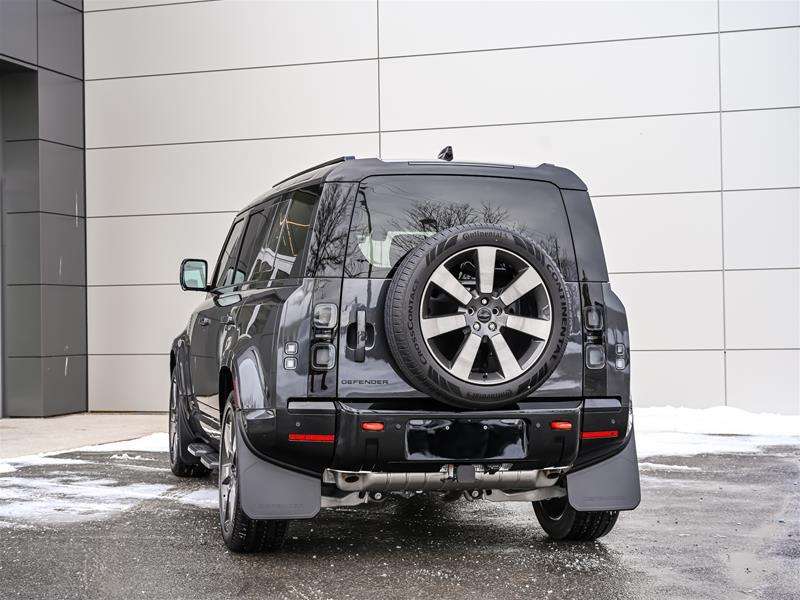 2026 Land Rover Defender 110 P400 X alt 4