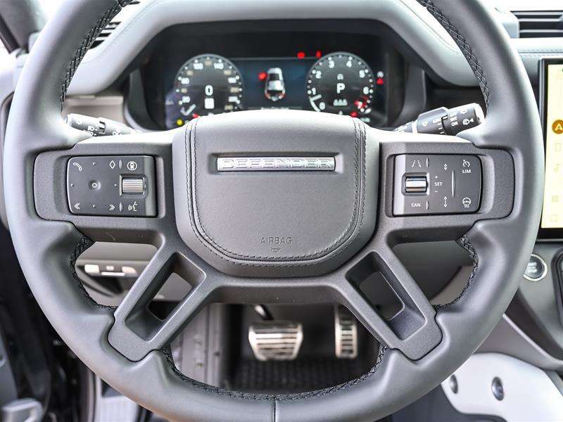 2026 Land Rover Defender 110 P400 X thumb 25
