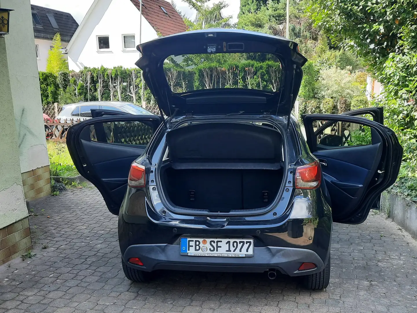 Mazda 2 2 SKYACTIV-G 90 Nakama Černá - 1