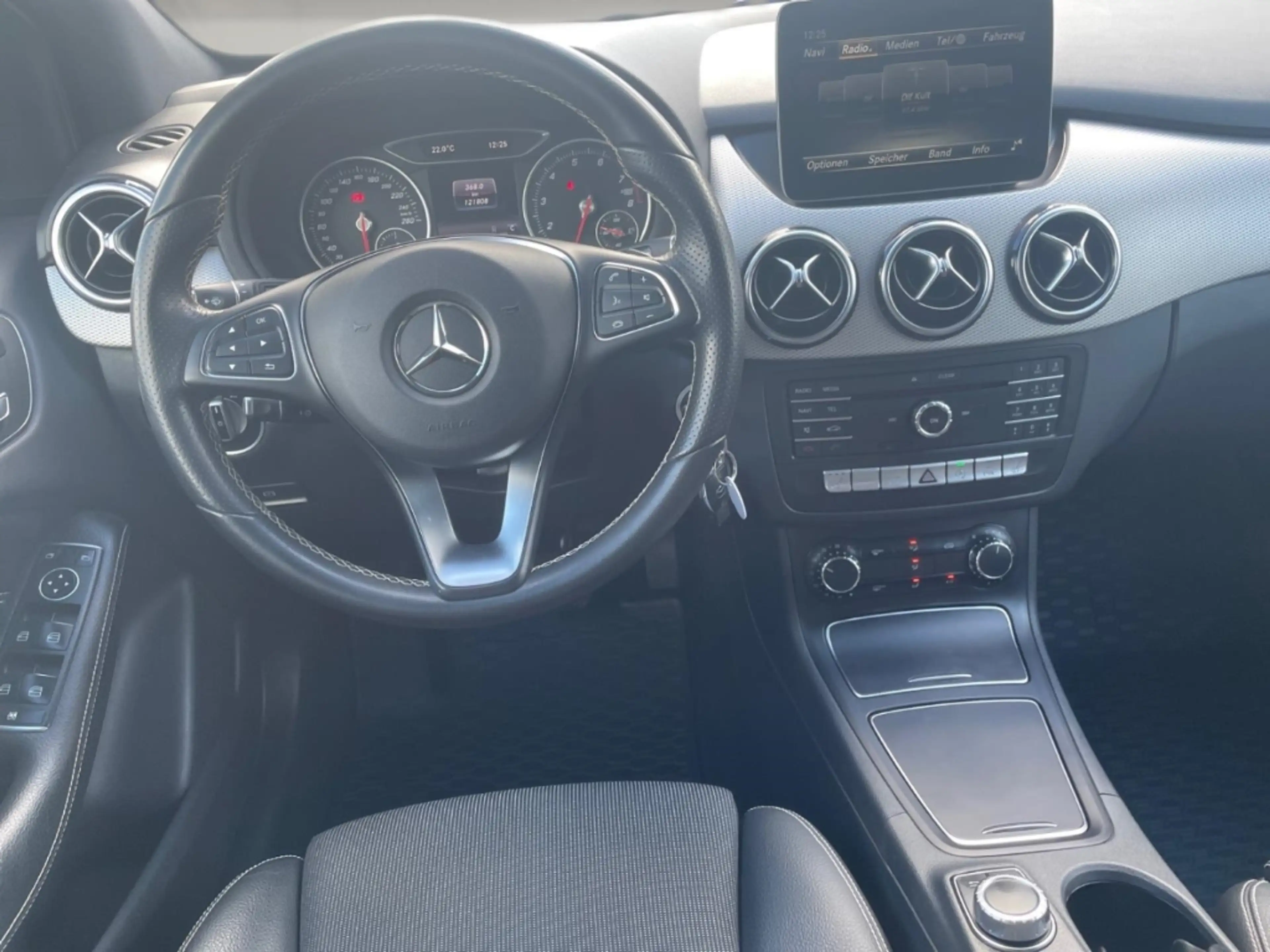 Mercedes-Benz B 200 Urban Score *MEMORY*TOTWINKEL* — photo 12