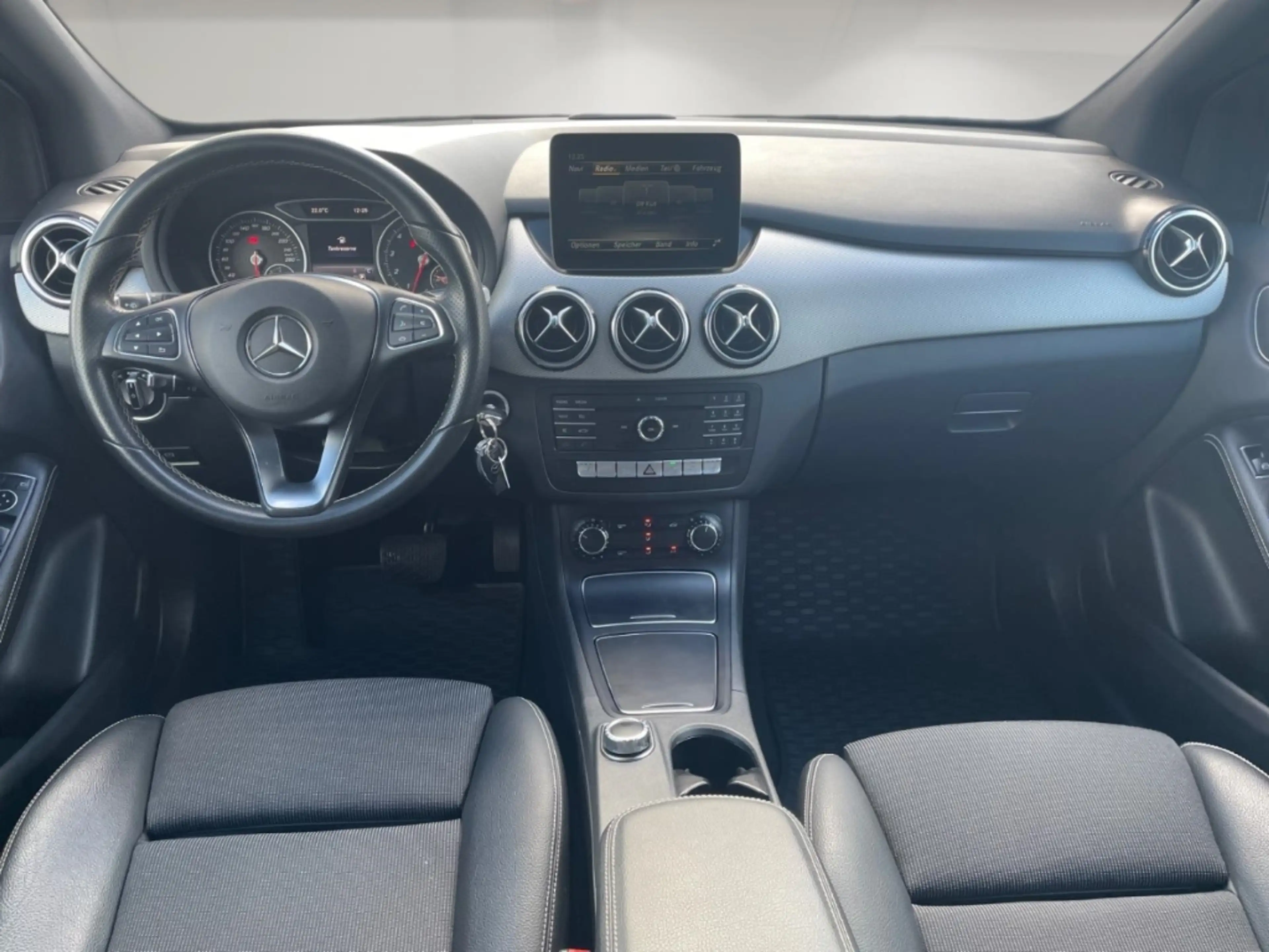 Mercedes-Benz B 200 Urban Score *MEMORY*TOTWINKEL* — photo 13