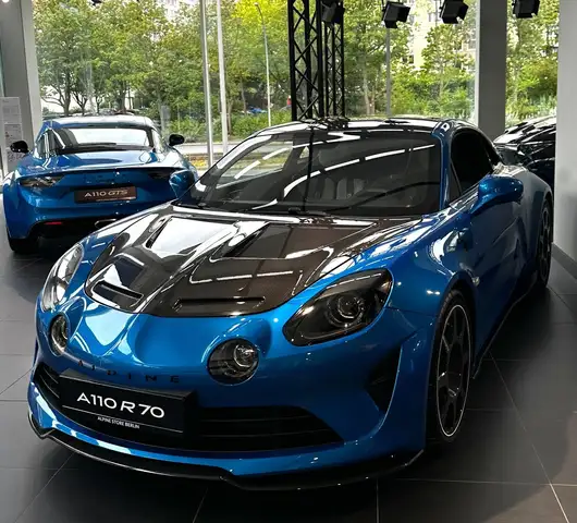 Alpine A110
