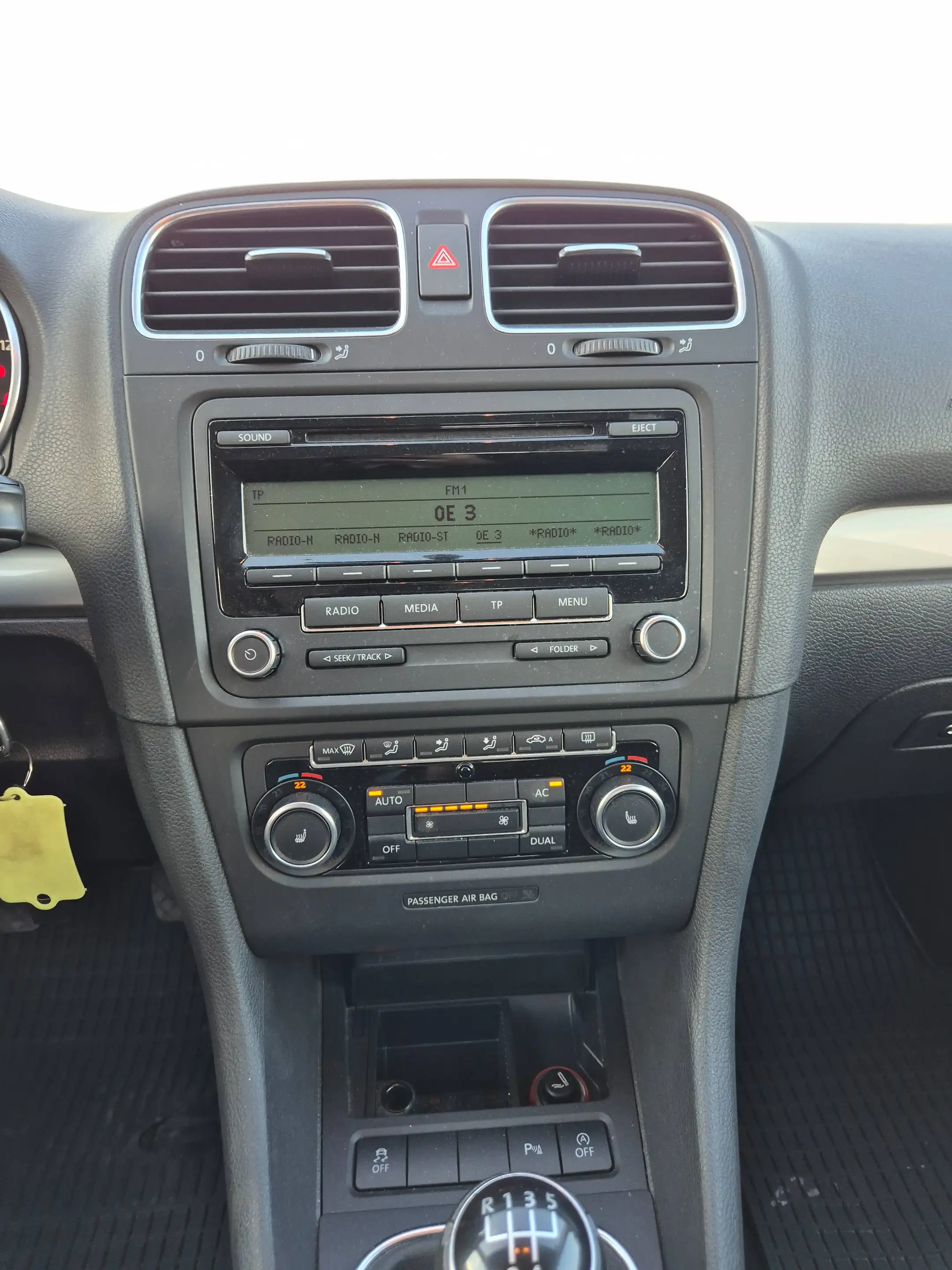 Volkswagen Golf Trendline BlueMotion/BMT — photo 11