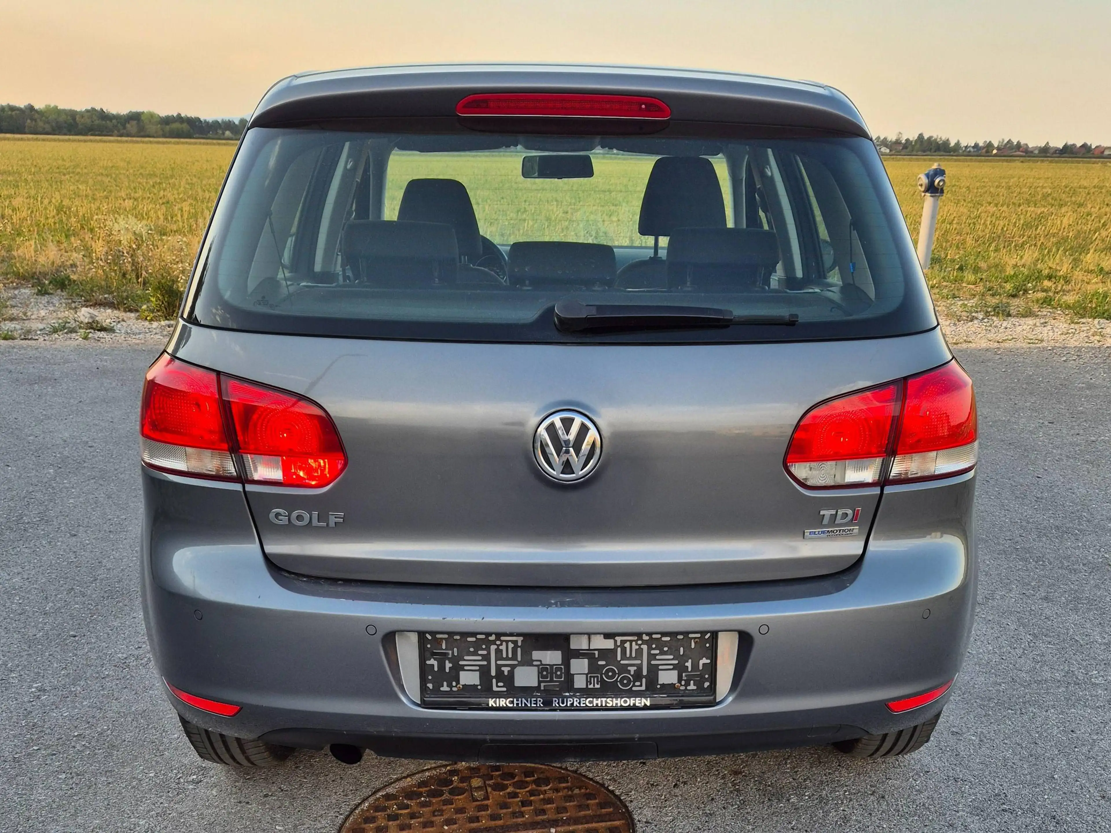 Volkswagen Golf Trendline BlueMotion/BMT — photo 6