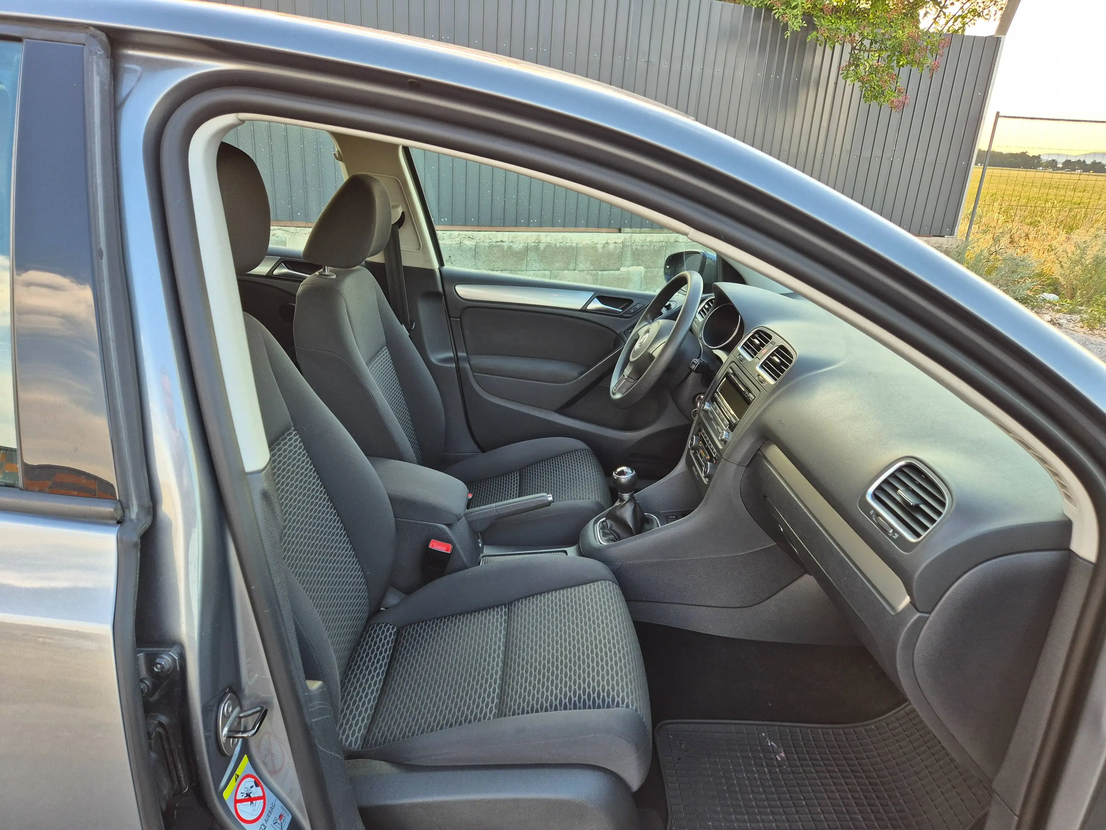 Volkswagen Golf Trendline BlueMotion/BMT — photo 14