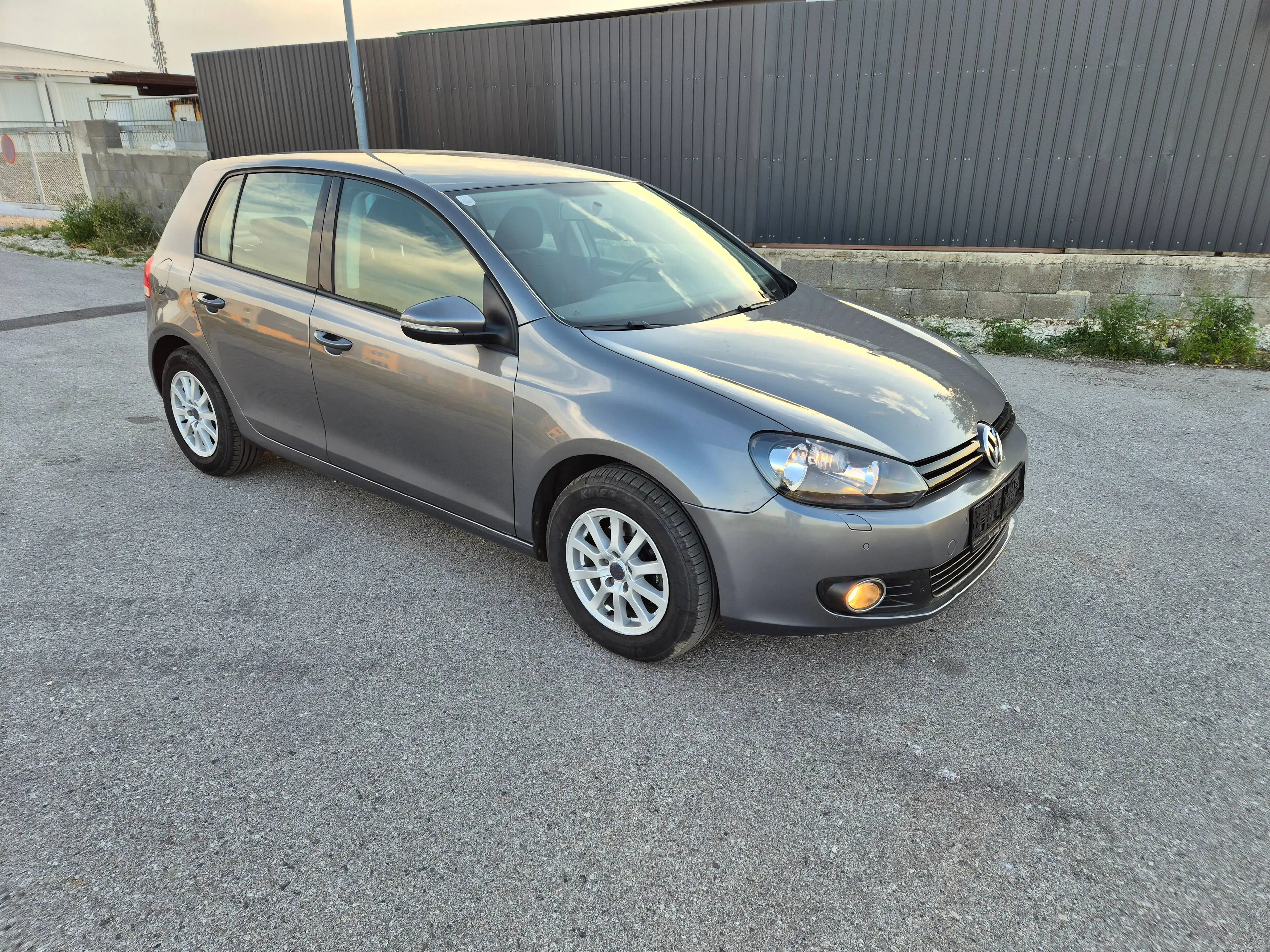 Volkswagen Golf Trendline BlueMotion/BMT — photo 4