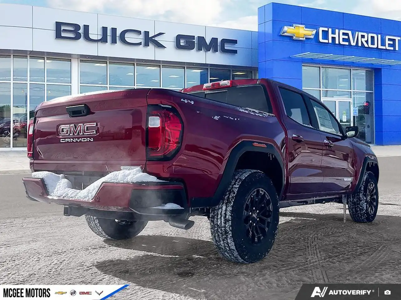 GMC Canyon снимка GMC Canyon