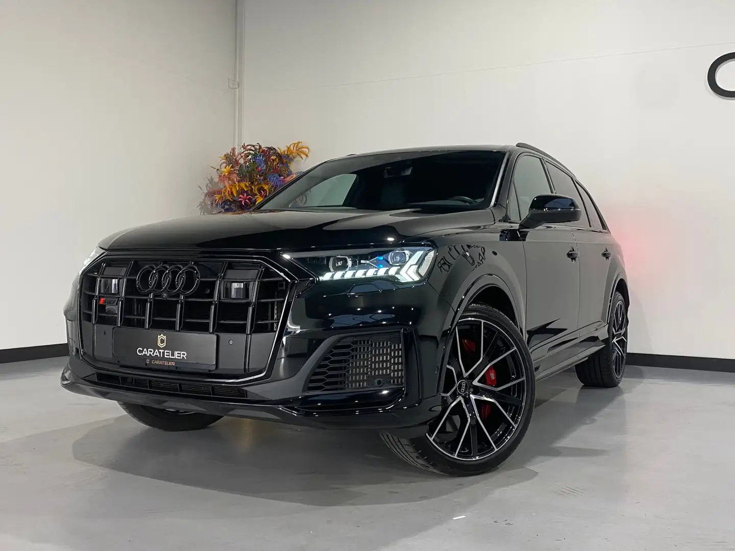 Audi SQ7 4.0 TFSI GRIJS Kenteken / Pano / Trekhaak / Carbon Negro - 1