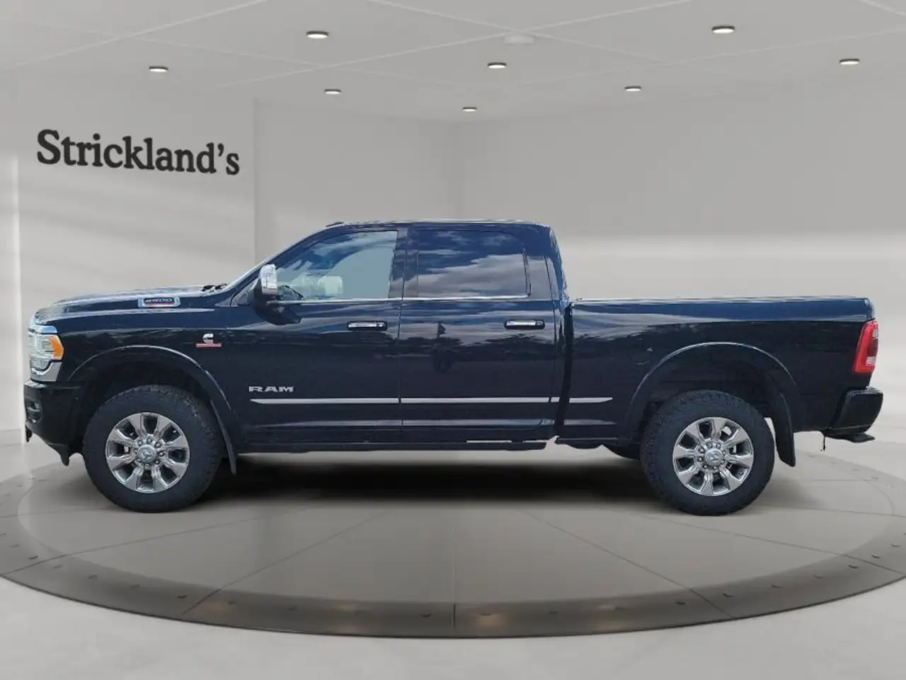RAM 2500 снимка RAM 2500