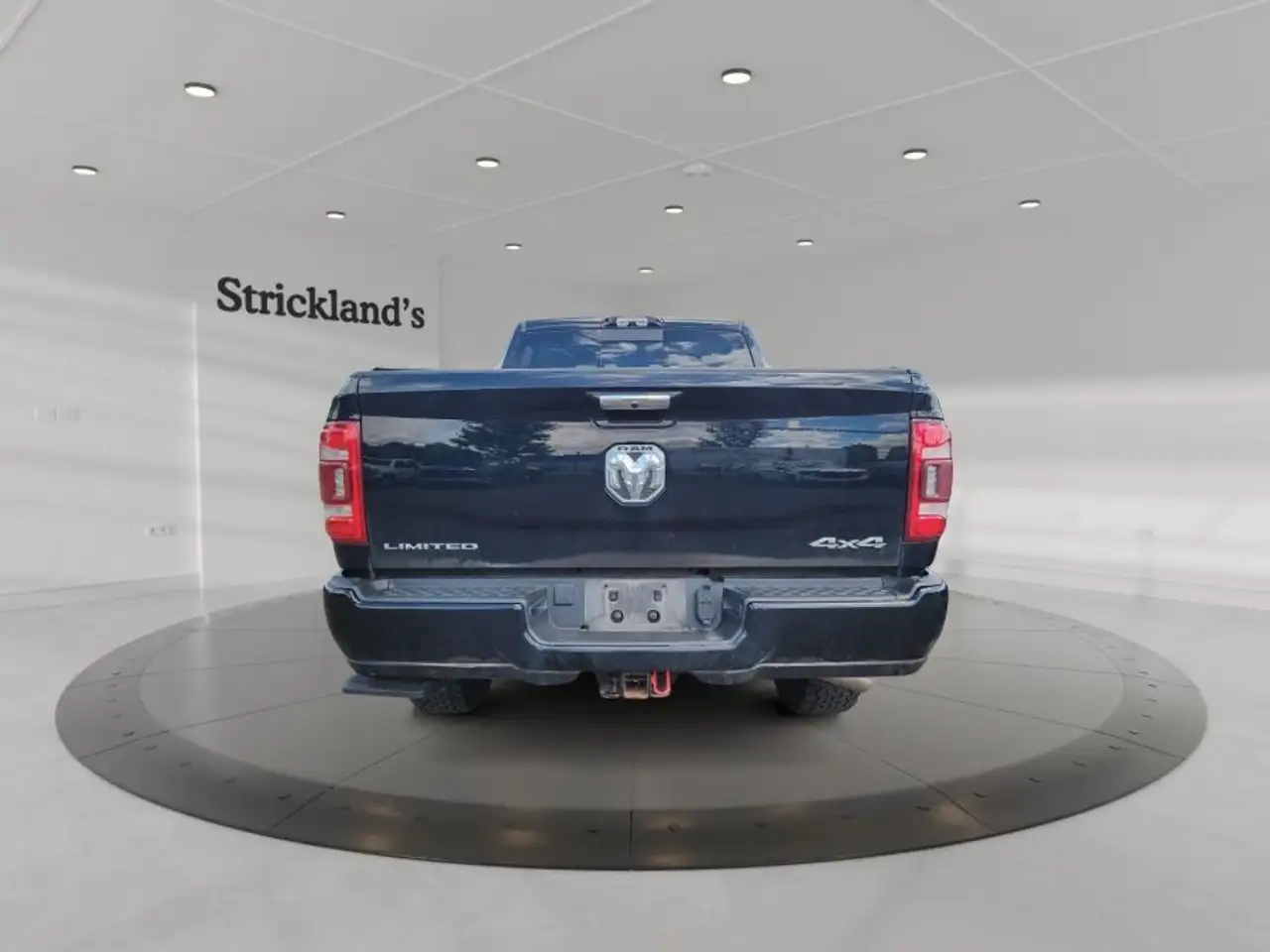 RAM 2500 снимка RAM 2500