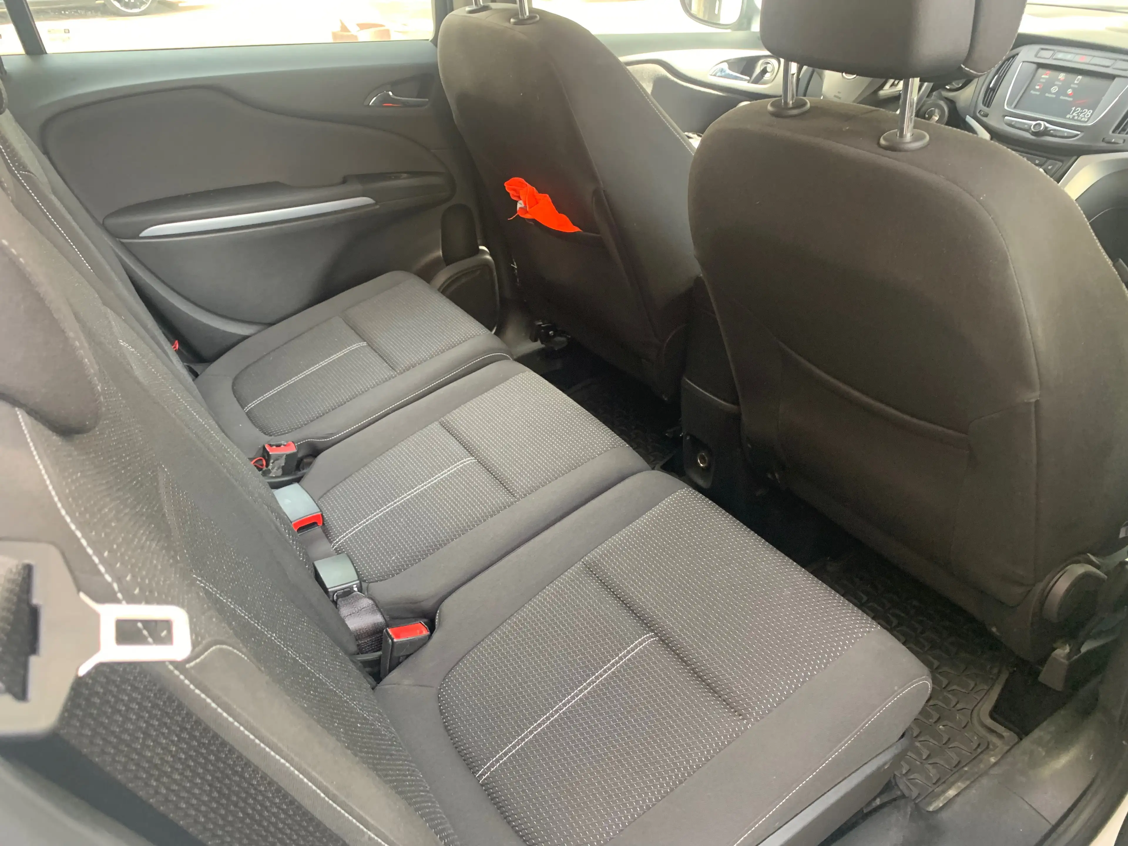 Opel Zafira C 2,0 CDTI Auto. NAVI PDC Kamara SHZ Business Edition — photo 6