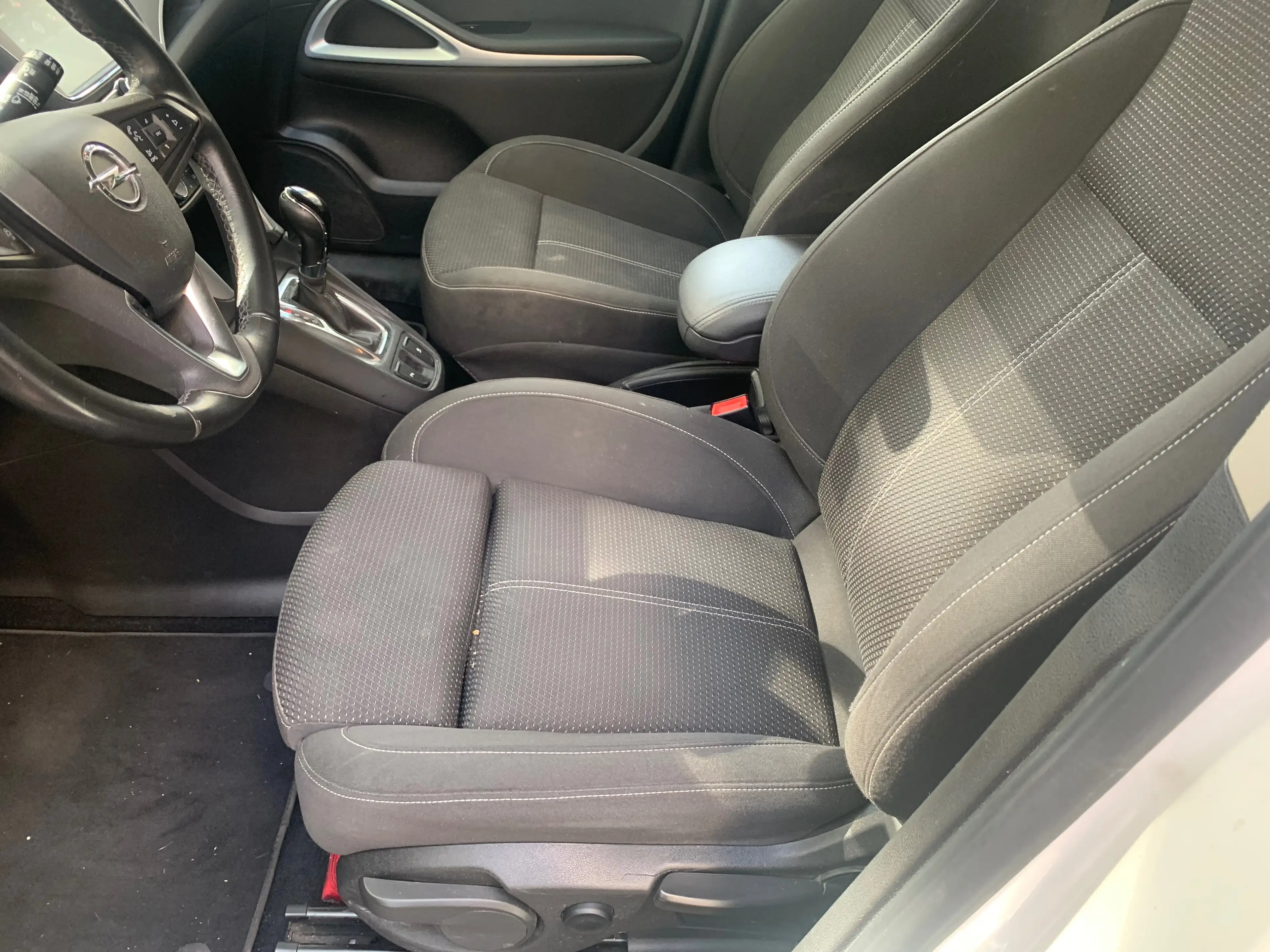 Opel Zafira C 2,0 CDTI Auto. NAVI PDC Kamara SHZ Business Edition — photo 12